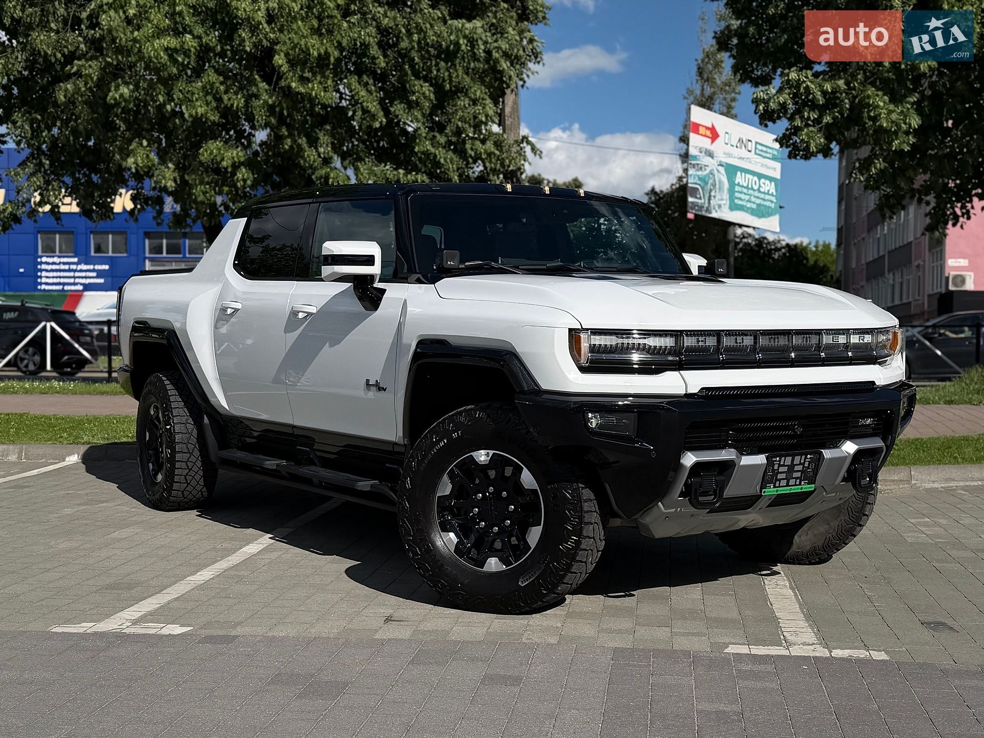 GMC Hummer EV 2023 VIN 1GT40FDA8PU100499 фото оголошення 4 з 77