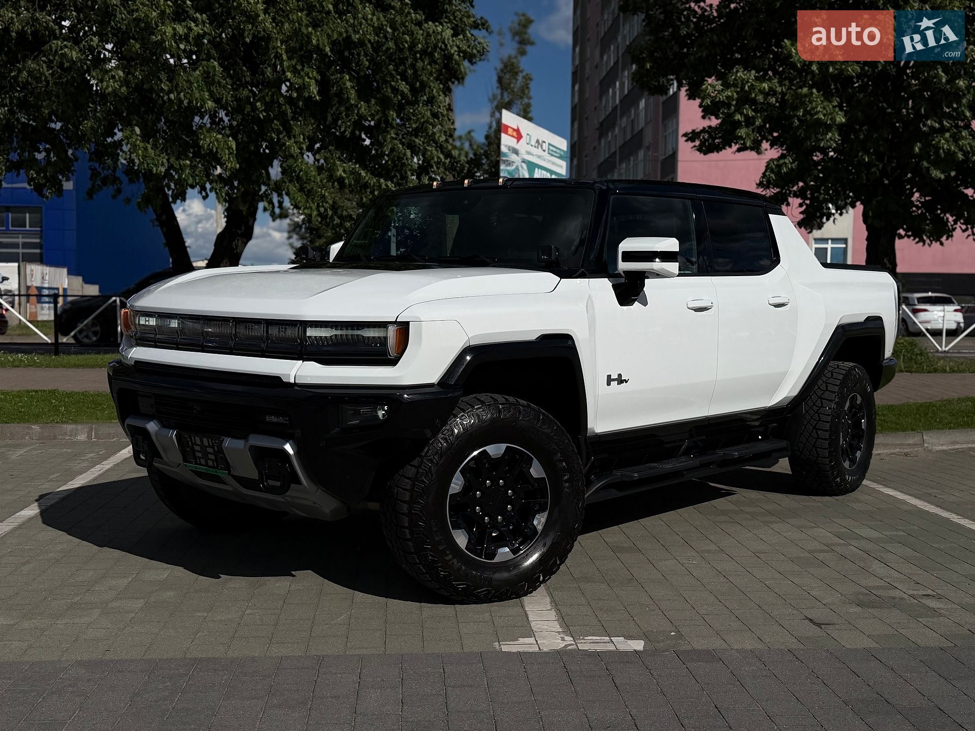 GMC Hummer EV 2023 VIN 1GT40FDA8PU100499 фото оголошення 17 з 77