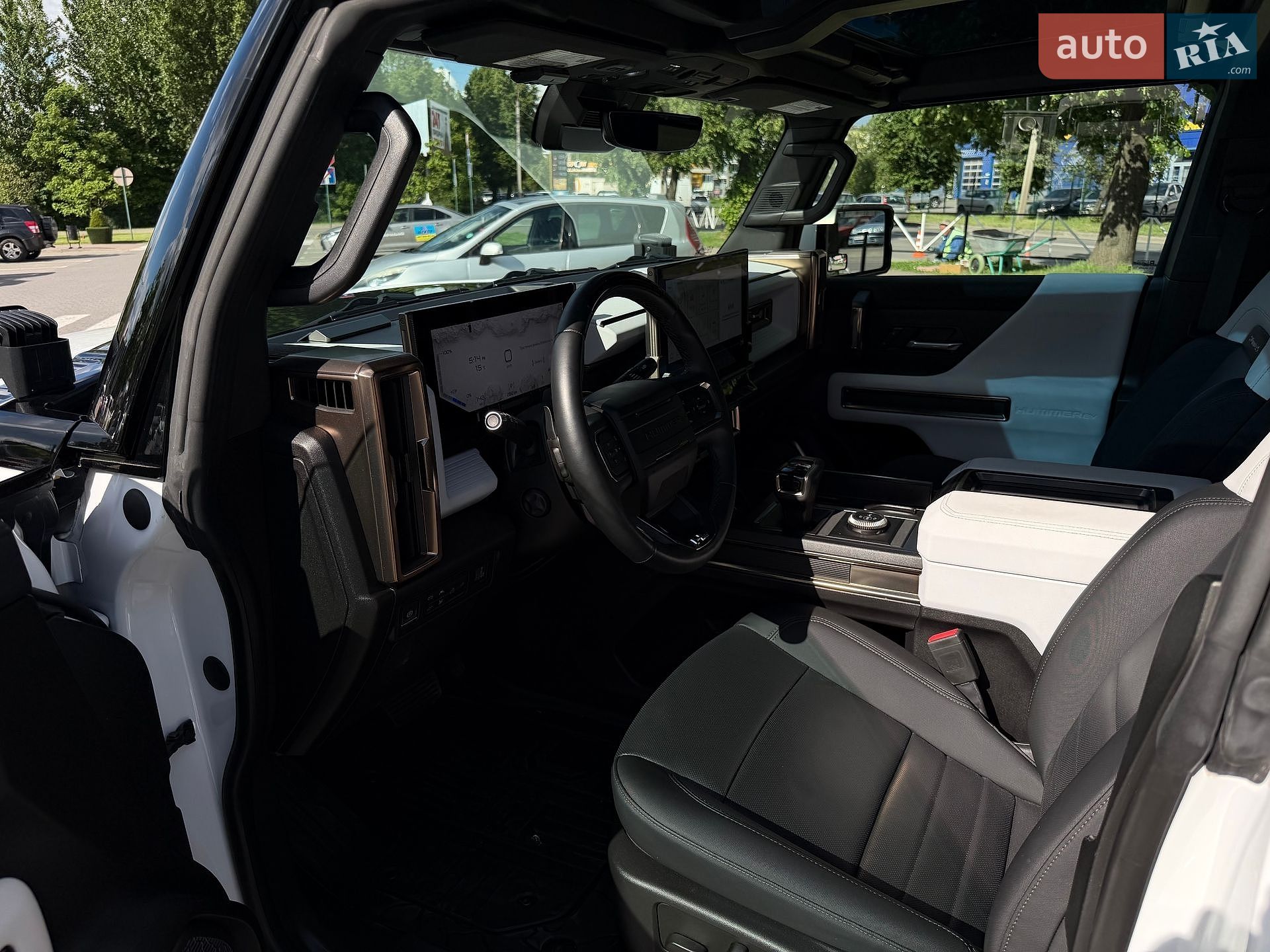 GMC Hummer EV 2023 VIN 1GT40FDA8PU100499 фото оголошення 28 з 77