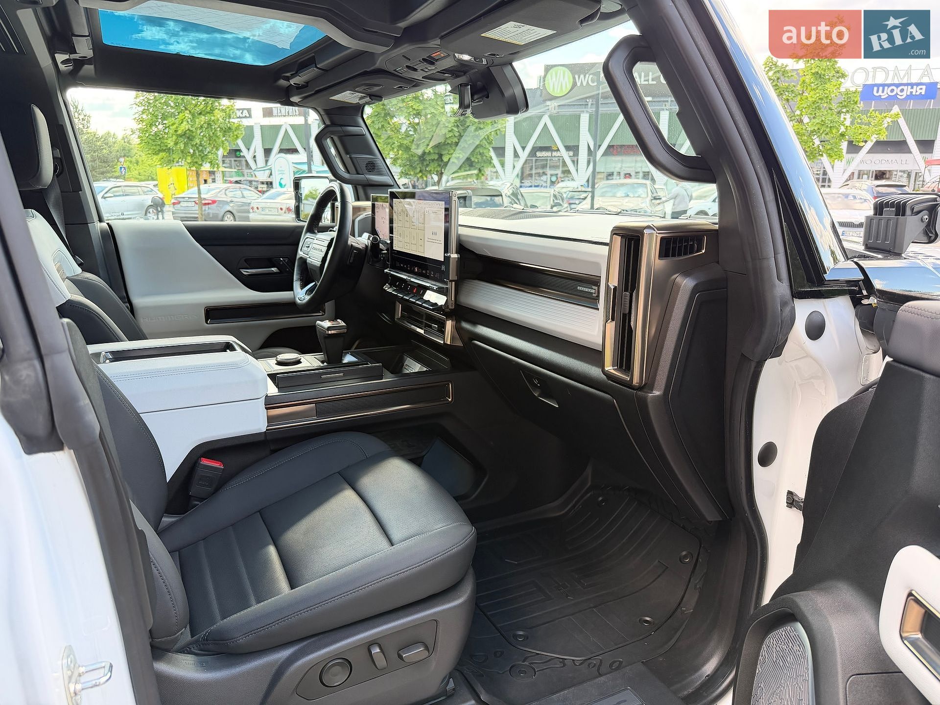 GMC Hummer EV 2023 VIN 1GT40FDA8PU100499 фото оголошення 38 з 77