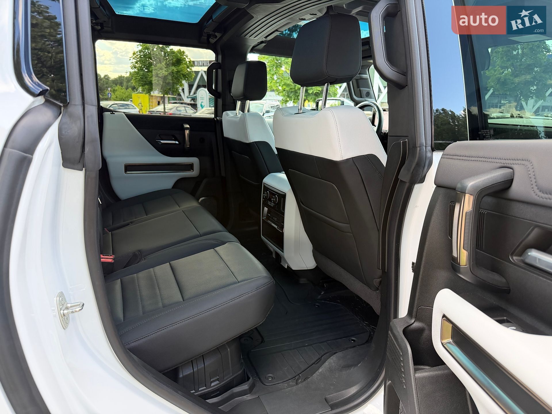 GMC Hummer EV 2023 VIN 1GT40FDA8PU100499 фото оголошення 44 з 77