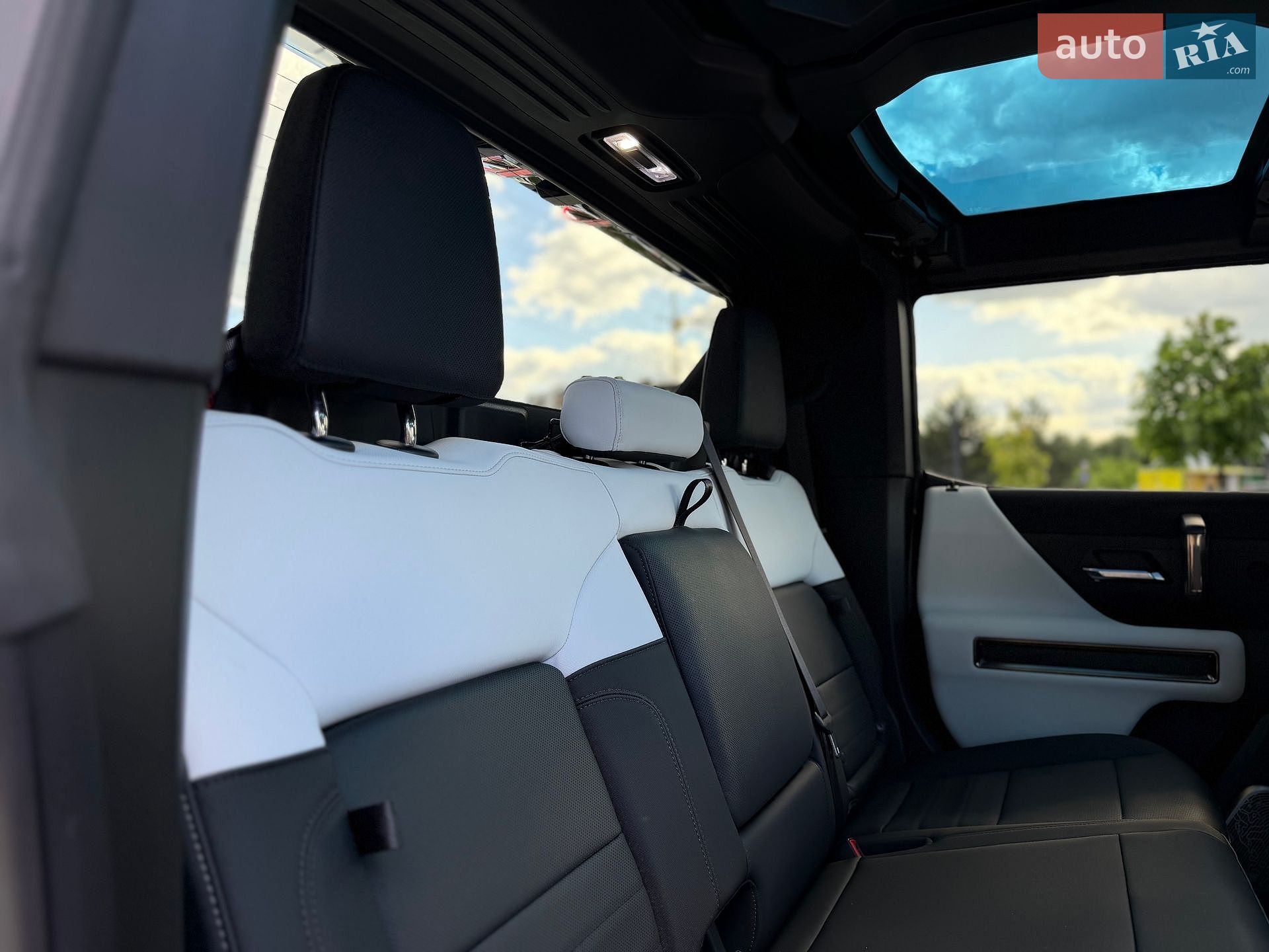 GMC Hummer EV 2023 VIN 1GT40FDA8PU100499 фото оголошення 48 з 77