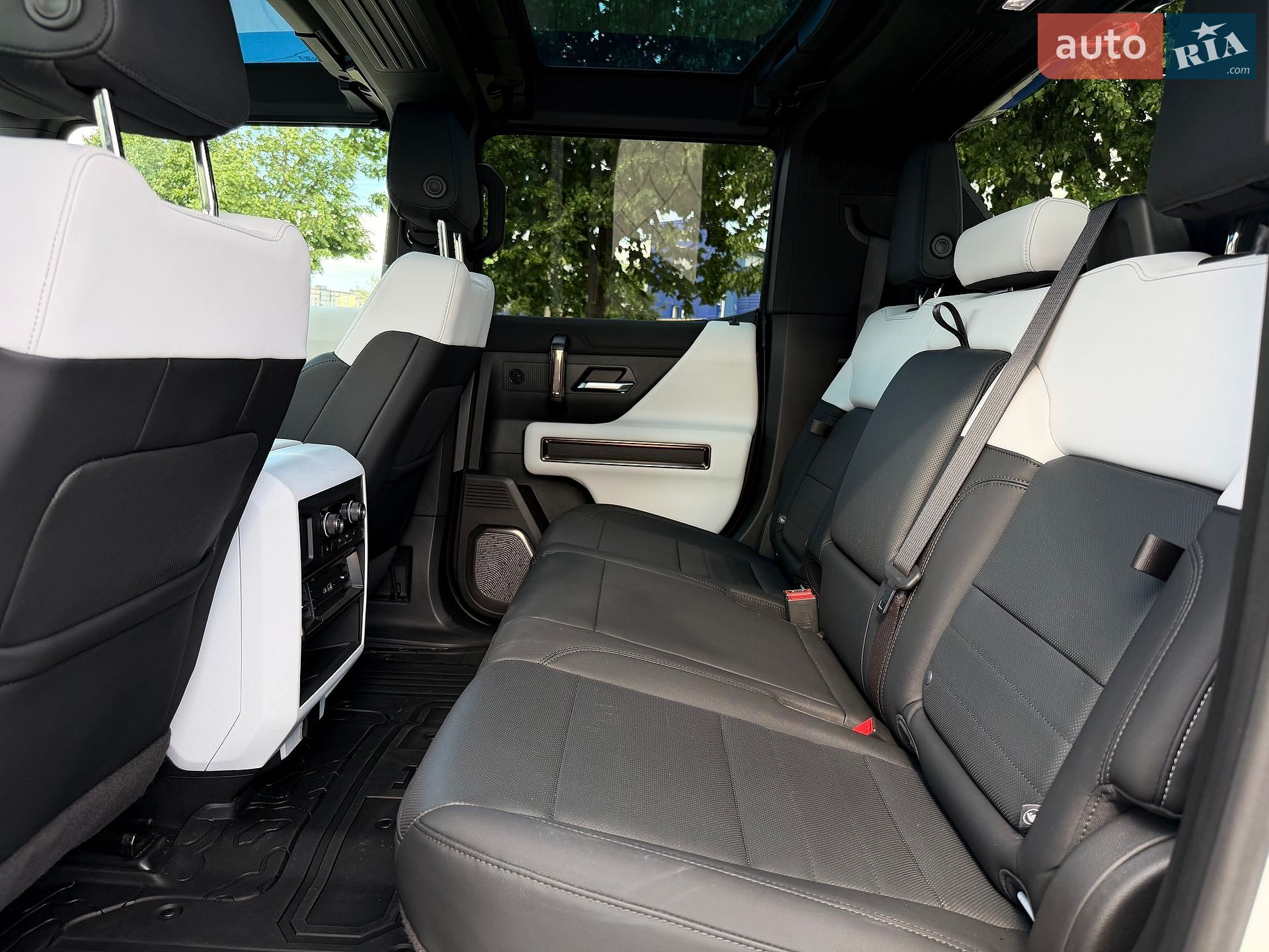 GMC Hummer EV 2023 VIN 1GT40FDA8PU100499 фото оголошення 51 з 77