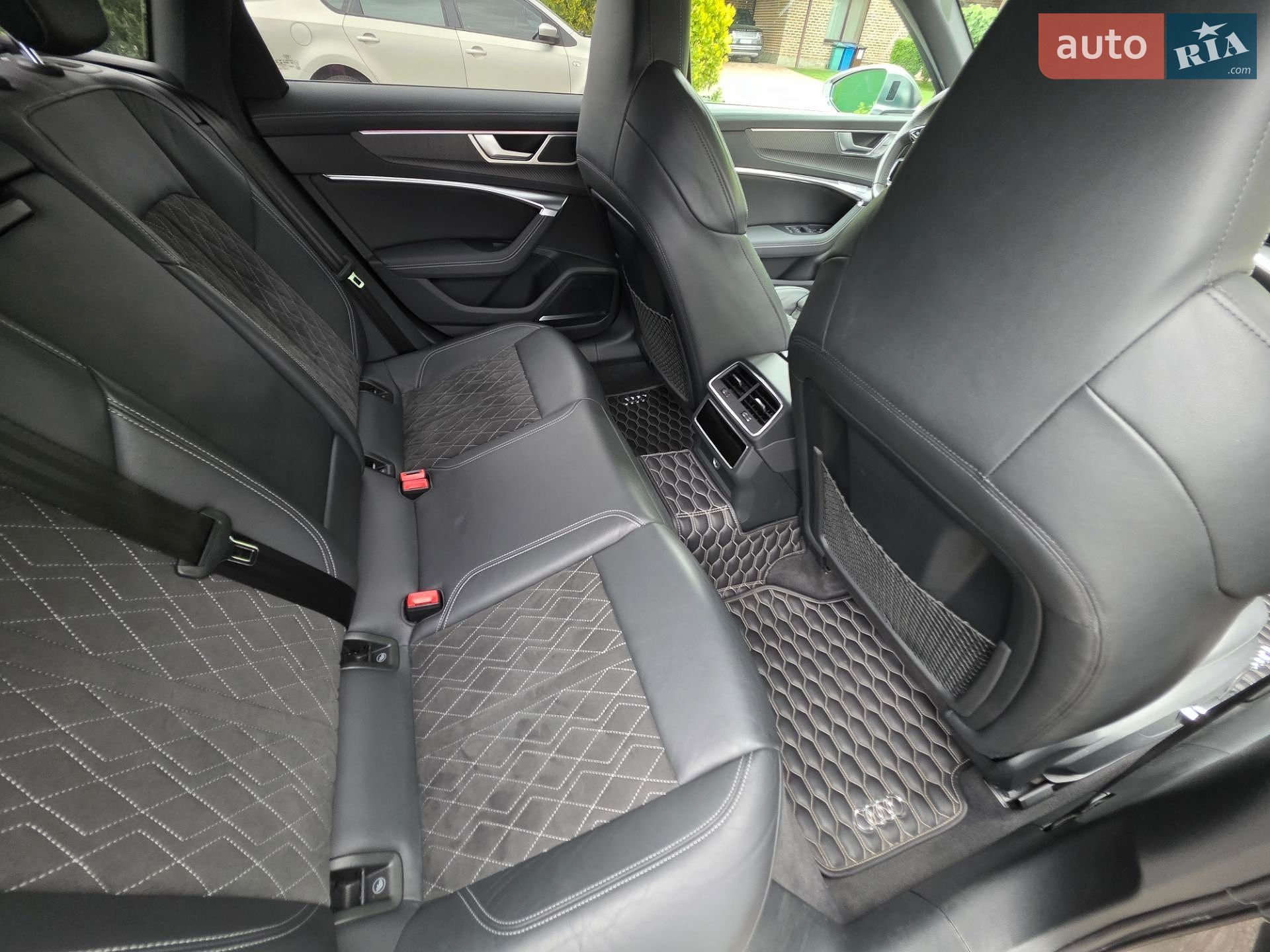 Audi S6 2020 VIN WAUZZZF22MN015082 фото оголошення 34 з 57