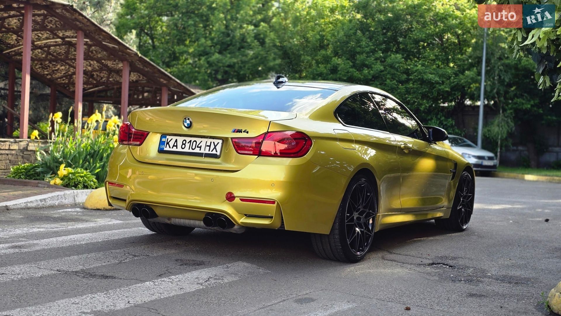 BMW M4 2017 VIN WBS4Y91060AC52919 фото оголошення 37 з 85