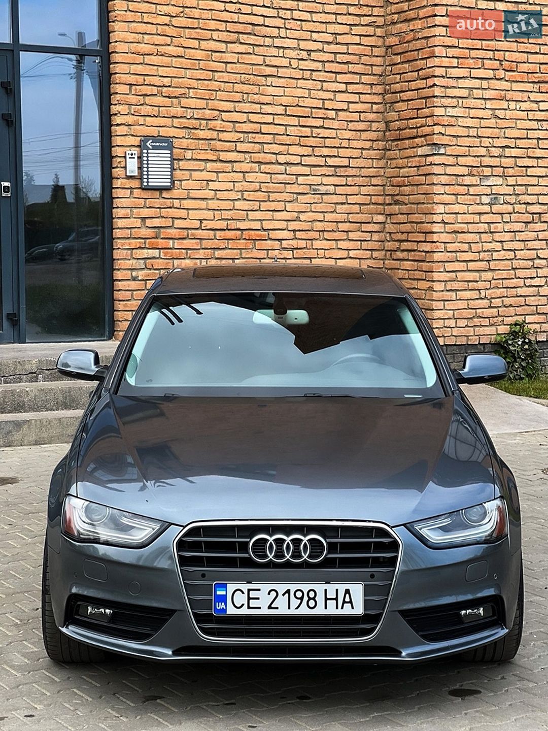 Audi A4 2012 VIN WAUBFCFL1DN005725 фото оголошення 2 з 27