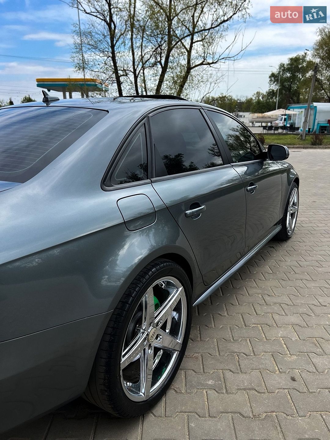 Audi A4 2012 VIN WAUBFCFL1DN005725 фото оголошення 14 з 27