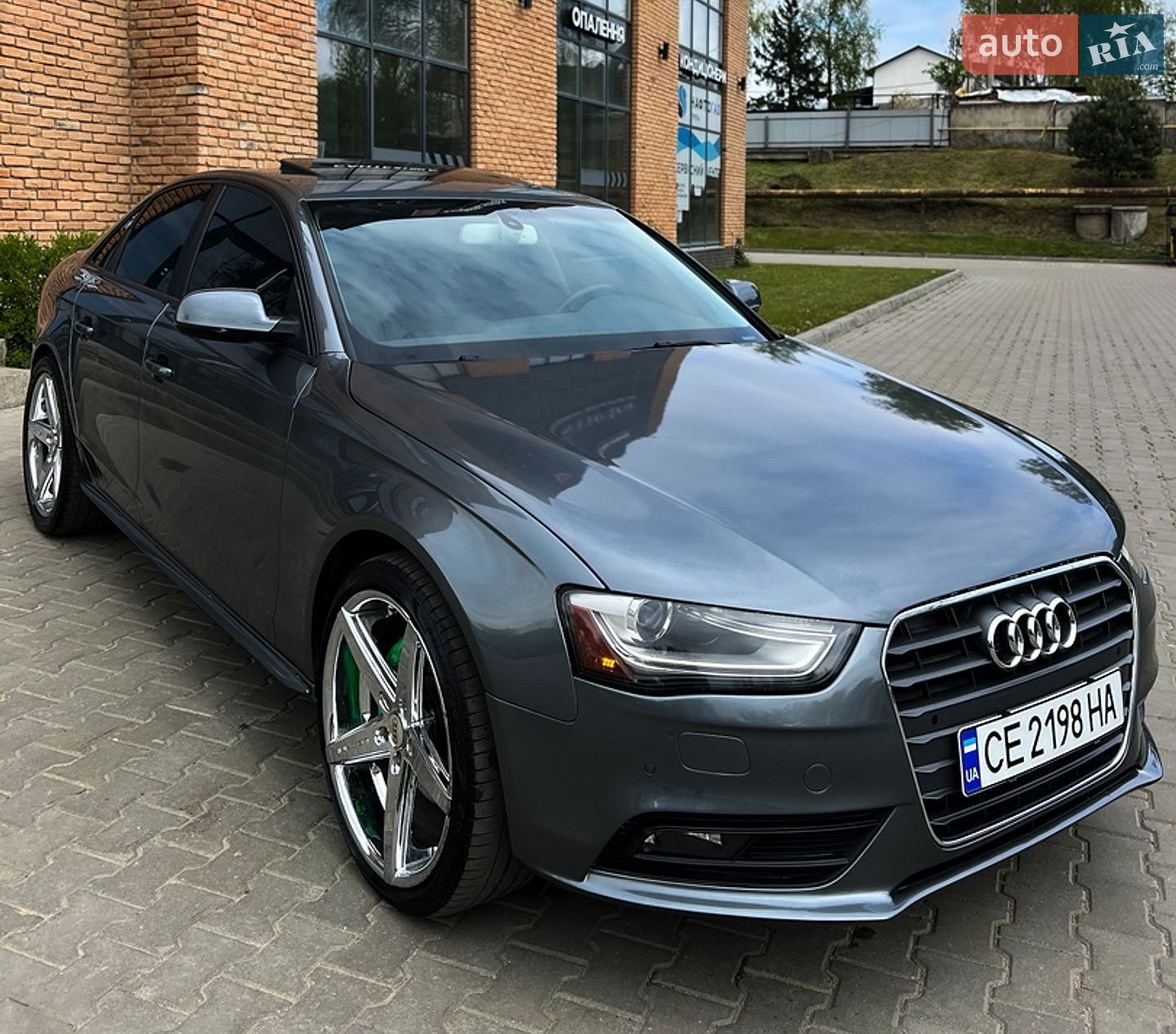 Audi A4 2012 VIN WAUBFCFL1DN005725 фото оголошення 22 з 27