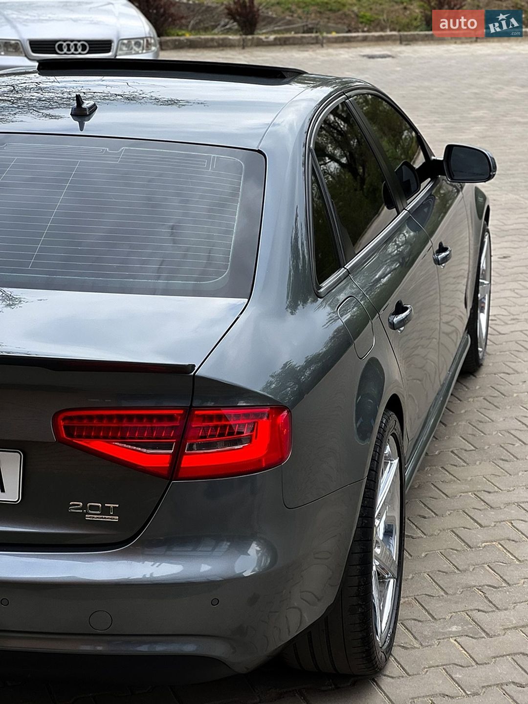 Audi A4 2012 VIN WAUBFCFL1DN005725 фото оголошення 26 з 27