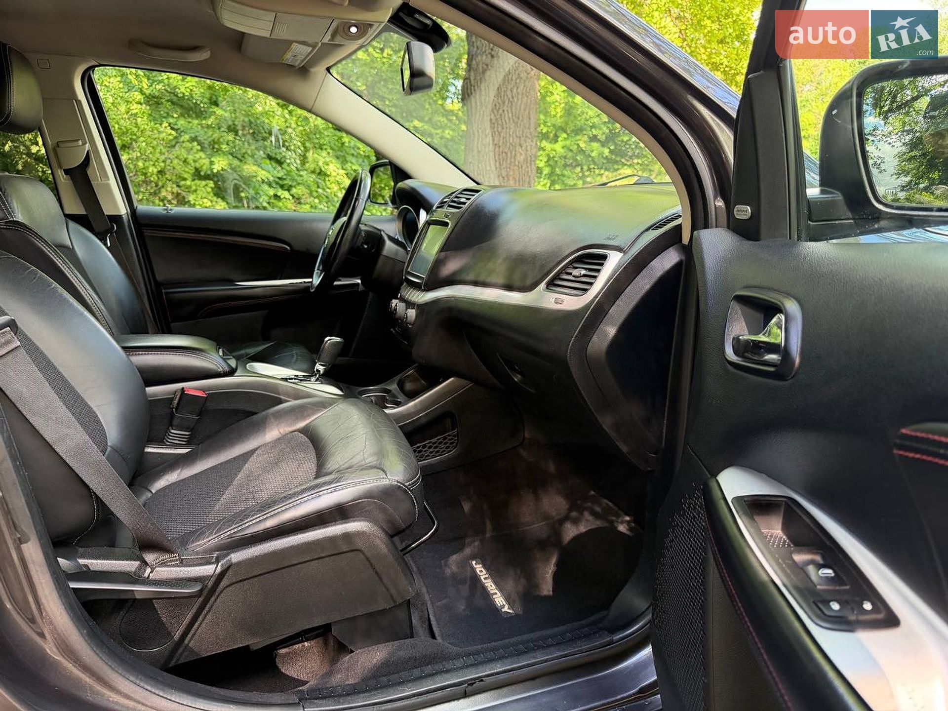 Dodge Journey 2018 VIN 3C4PDDGG1JT430198 фото оголошення 5 з 14