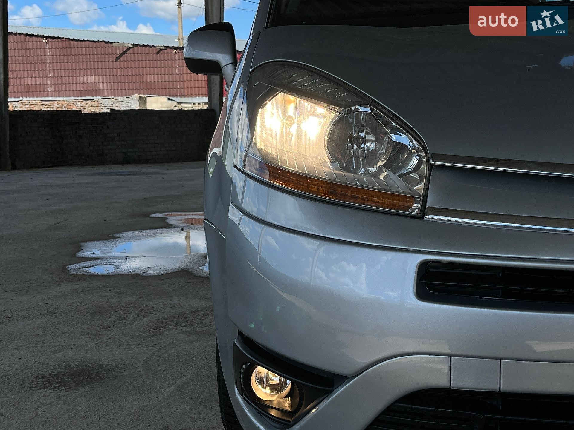 Citroen Grand C4 Picasso 2010 VIN VF7UARHJHAJ805554 фото оголошення 8 з 52