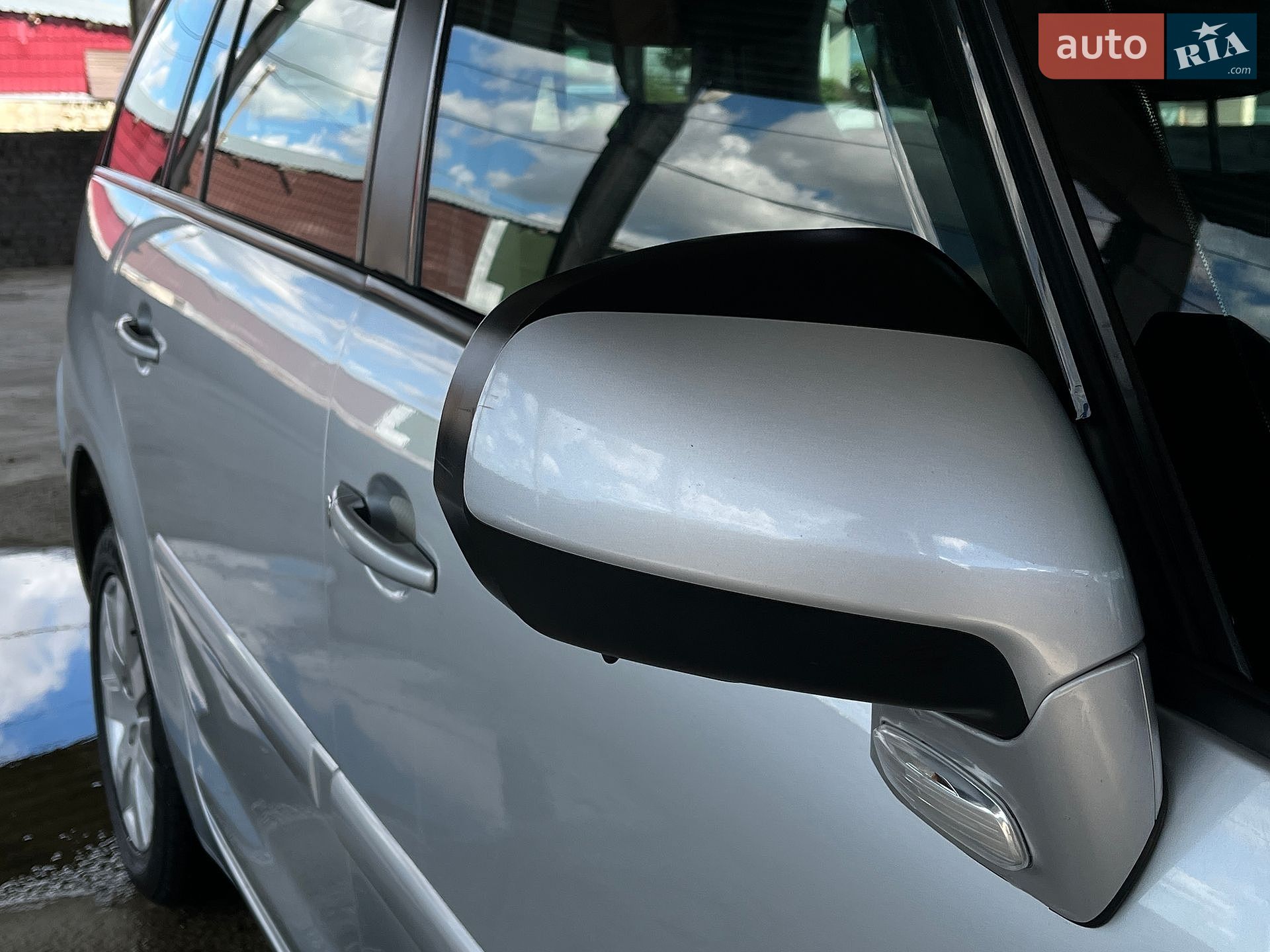 Citroen Grand C4 Picasso 2010 VIN VF7UARHJHAJ805554 фото оголошення 10 з 52