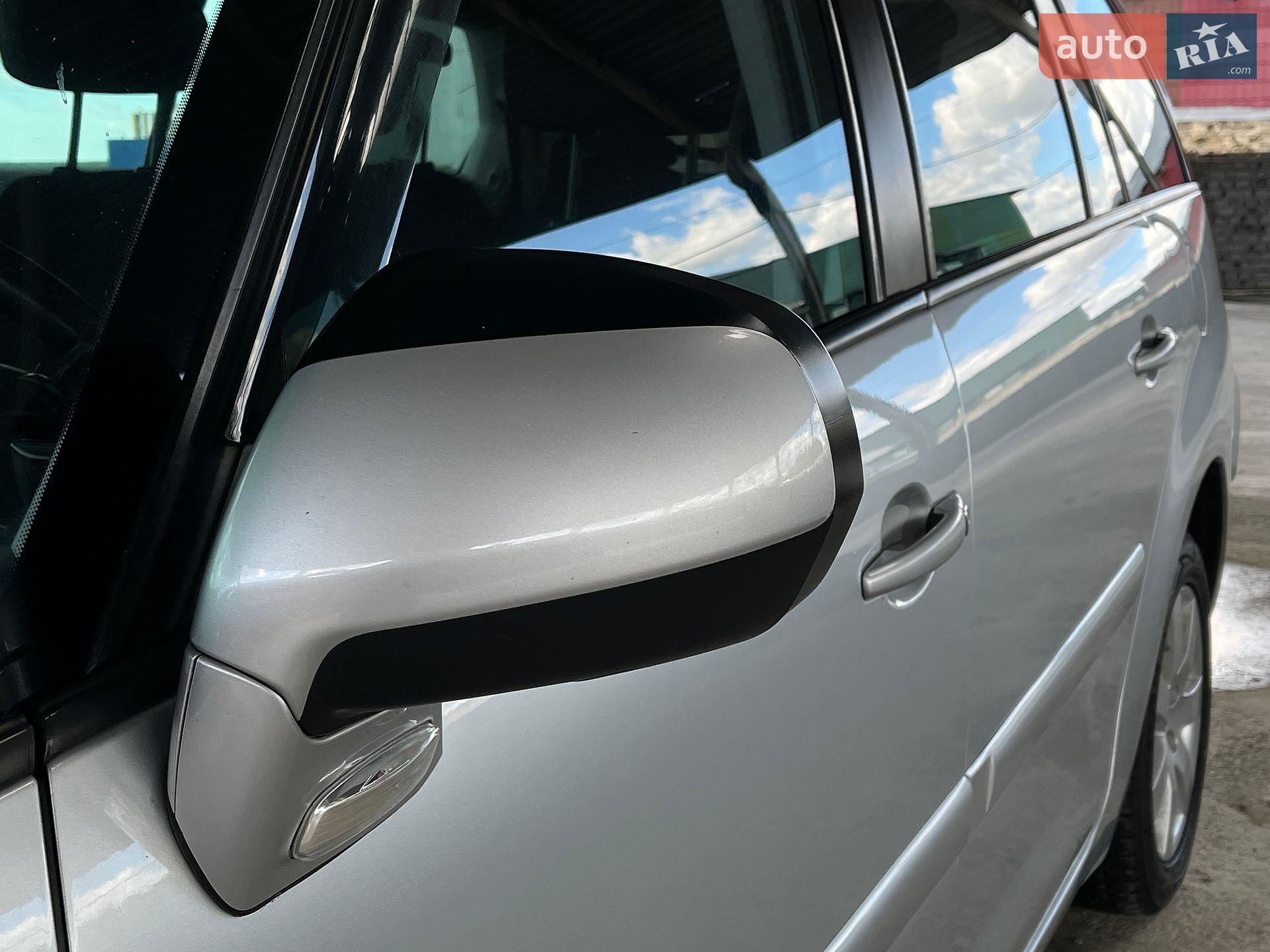 Citroen Grand C4 Picasso 2010 VIN VF7UARHJHAJ805554 фото оголошення 12 з 52