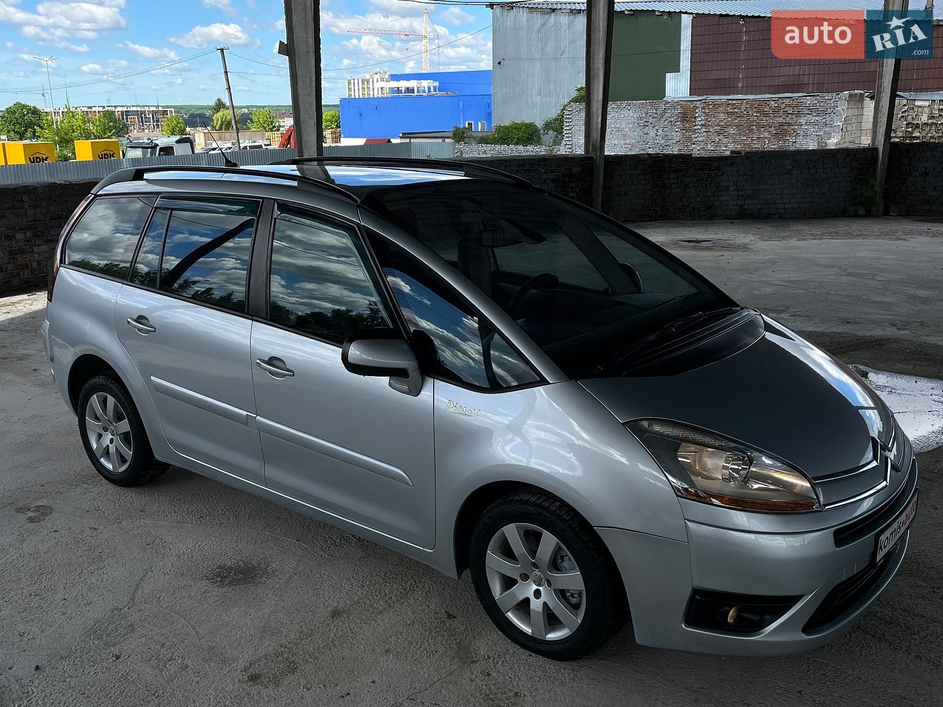 Citroen Grand C4 Picasso 2010 VIN VF7UARHJHAJ805554 фото оголошення 24 з 52