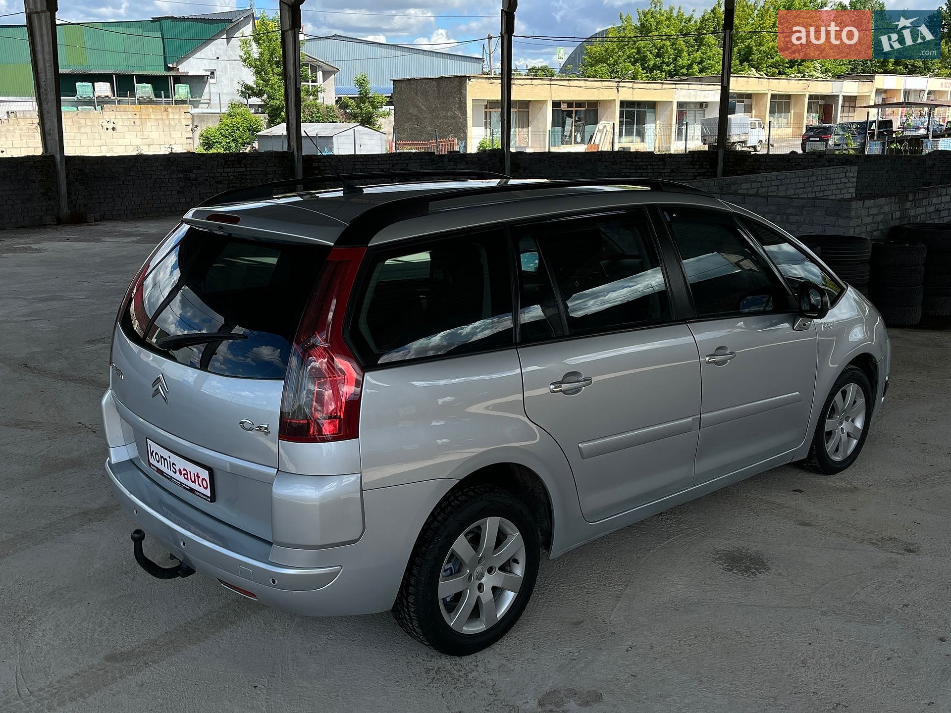 Citroen Grand C4 Picasso 2010 VIN VF7UARHJHAJ805554 фото оголошення 26 з 52