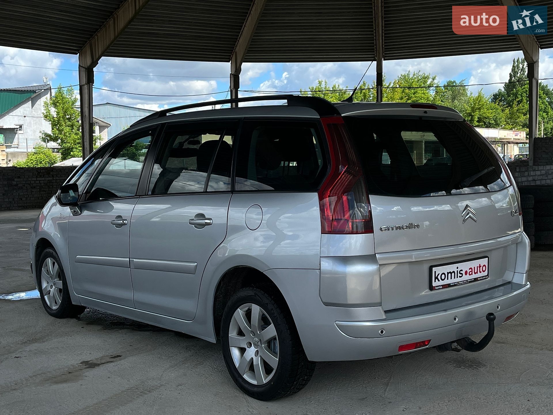 Citroen Grand C4 Picasso 2010 VIN VF7UARHJHAJ805554 фото оголошення 32 з 52