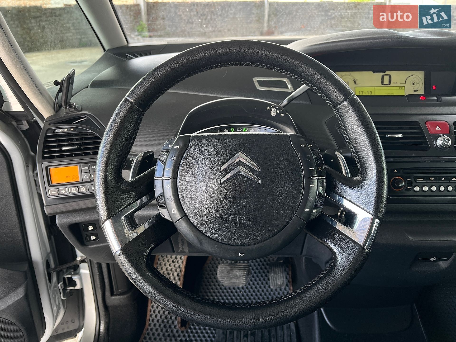 Citroen Grand C4 Picasso 2010 VIN VF7UARHJHAJ805554 фото оголошення 40 з 52