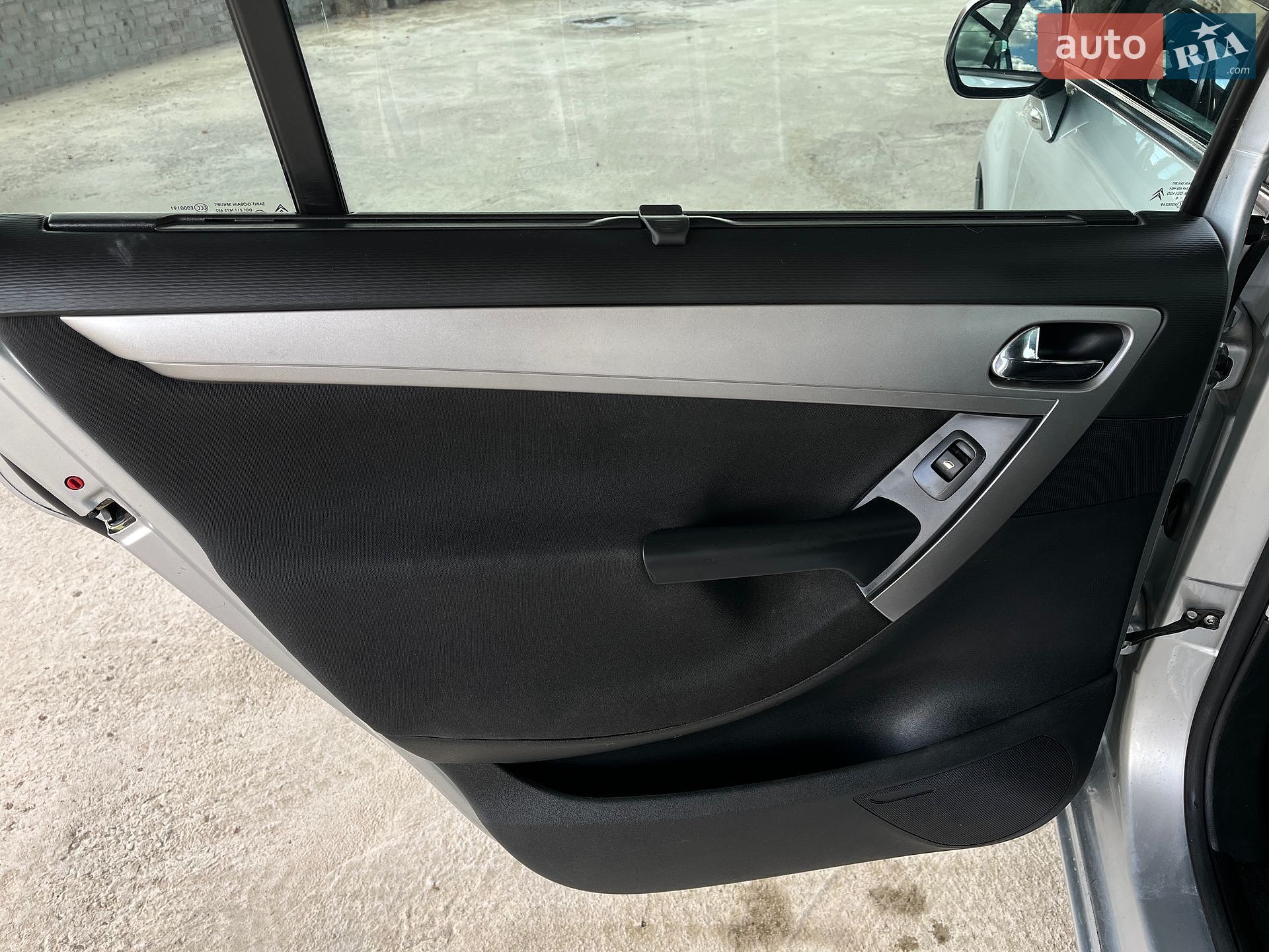 Citroen Grand C4 Picasso 2010 VIN VF7UARHJHAJ805554 фото оголошення 42 з 52