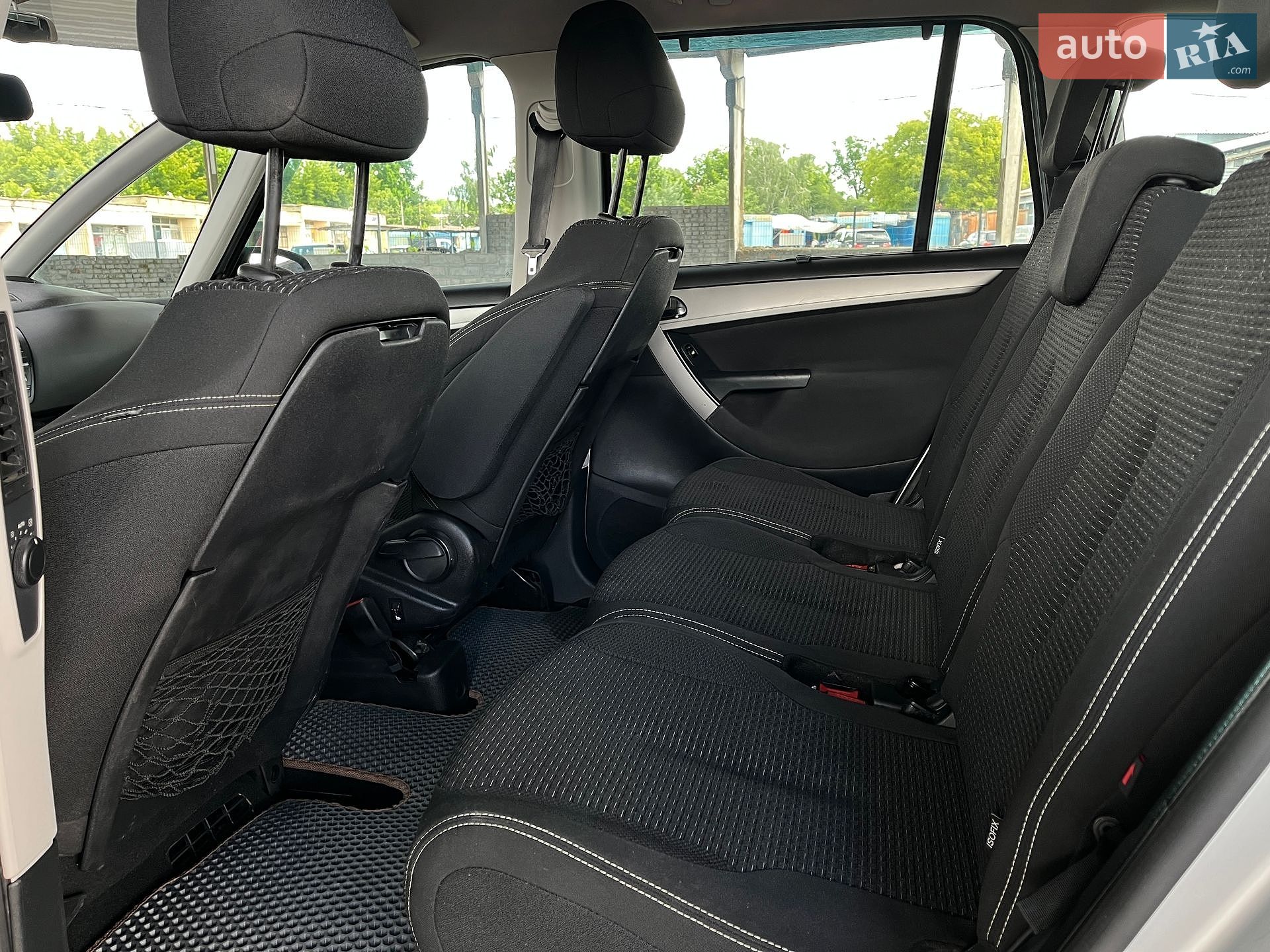Citroen Grand C4 Picasso 2010 VIN VF7UARHJHAJ805554 фото оголошення 43 з 52