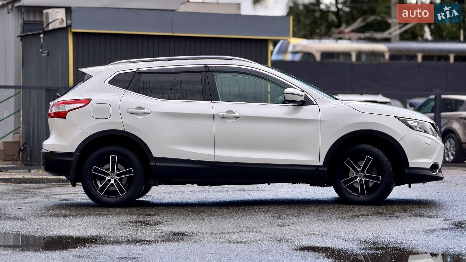Nissan Qashqai 2017 VIN SJNFDAJ11UZ057925 фото оголошення 6 з 26