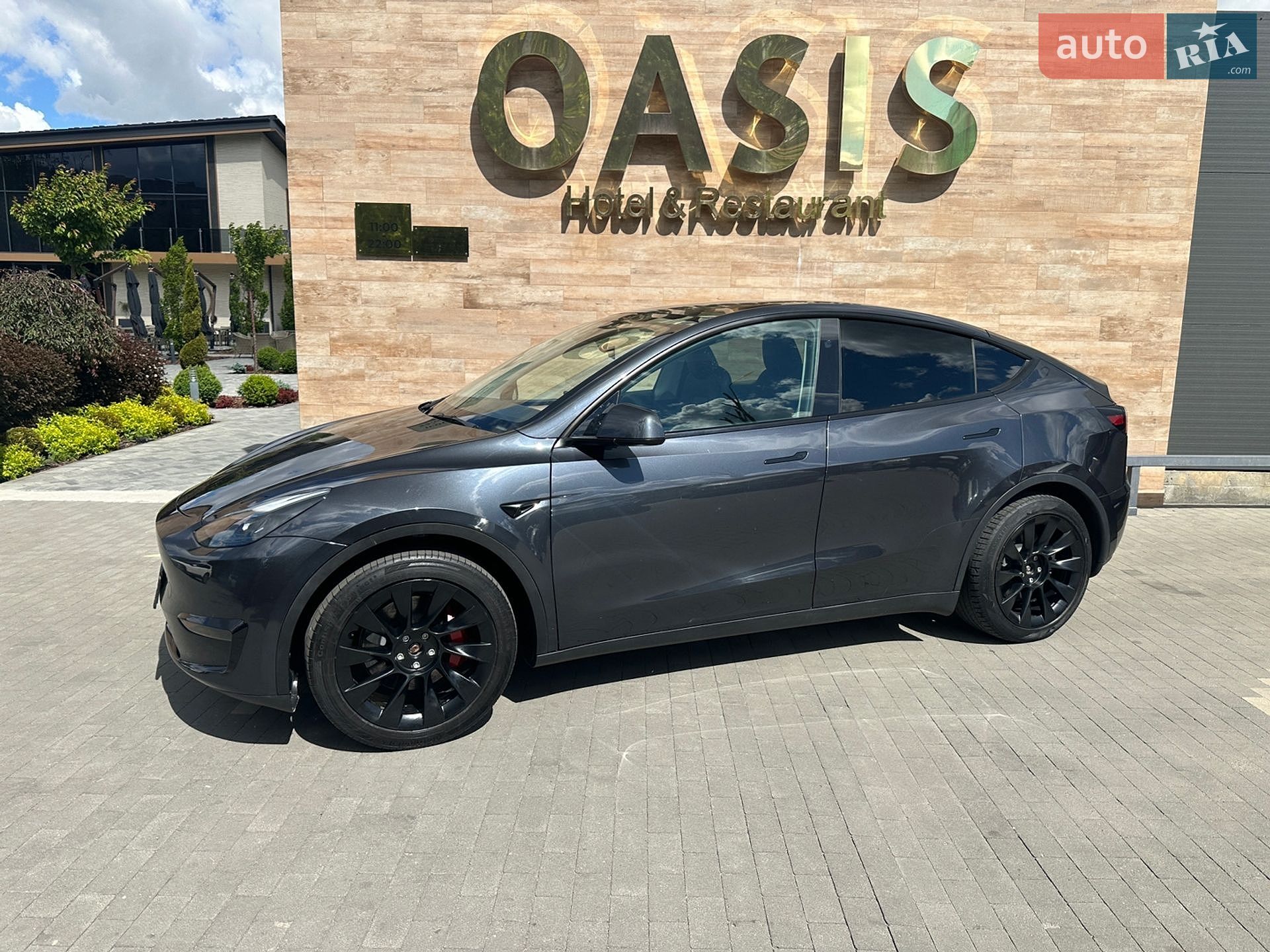 Tesla Model Y 2024 VIN 7SAYGDEE6RA251193 фото оголошення 6 з 39