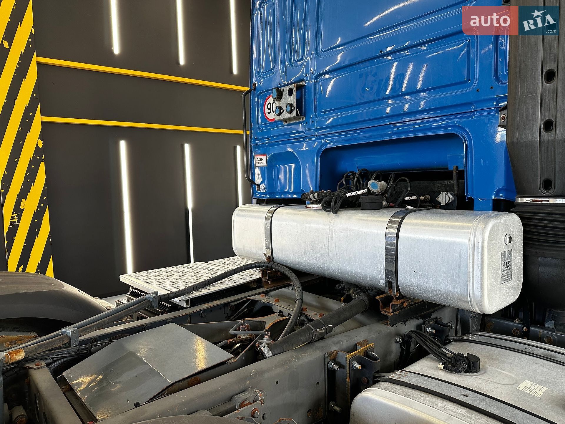 DAF XF 105 2013 VIN XLRTG47MS0E974858 фото оголошення 11 з 21