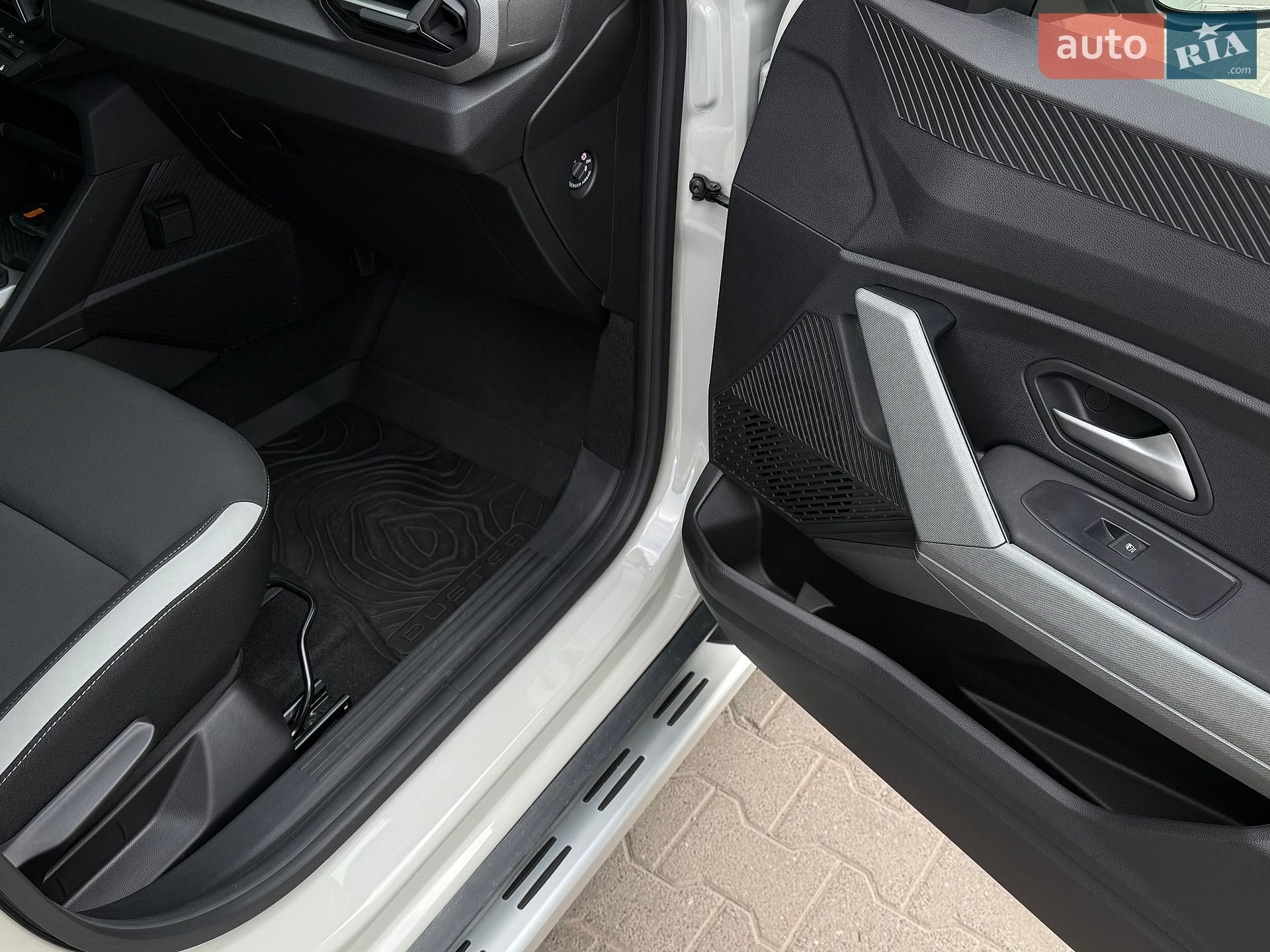 Renault Duster 2024 VIN VF1RJF01973710117 фото оголошення 7 з 17