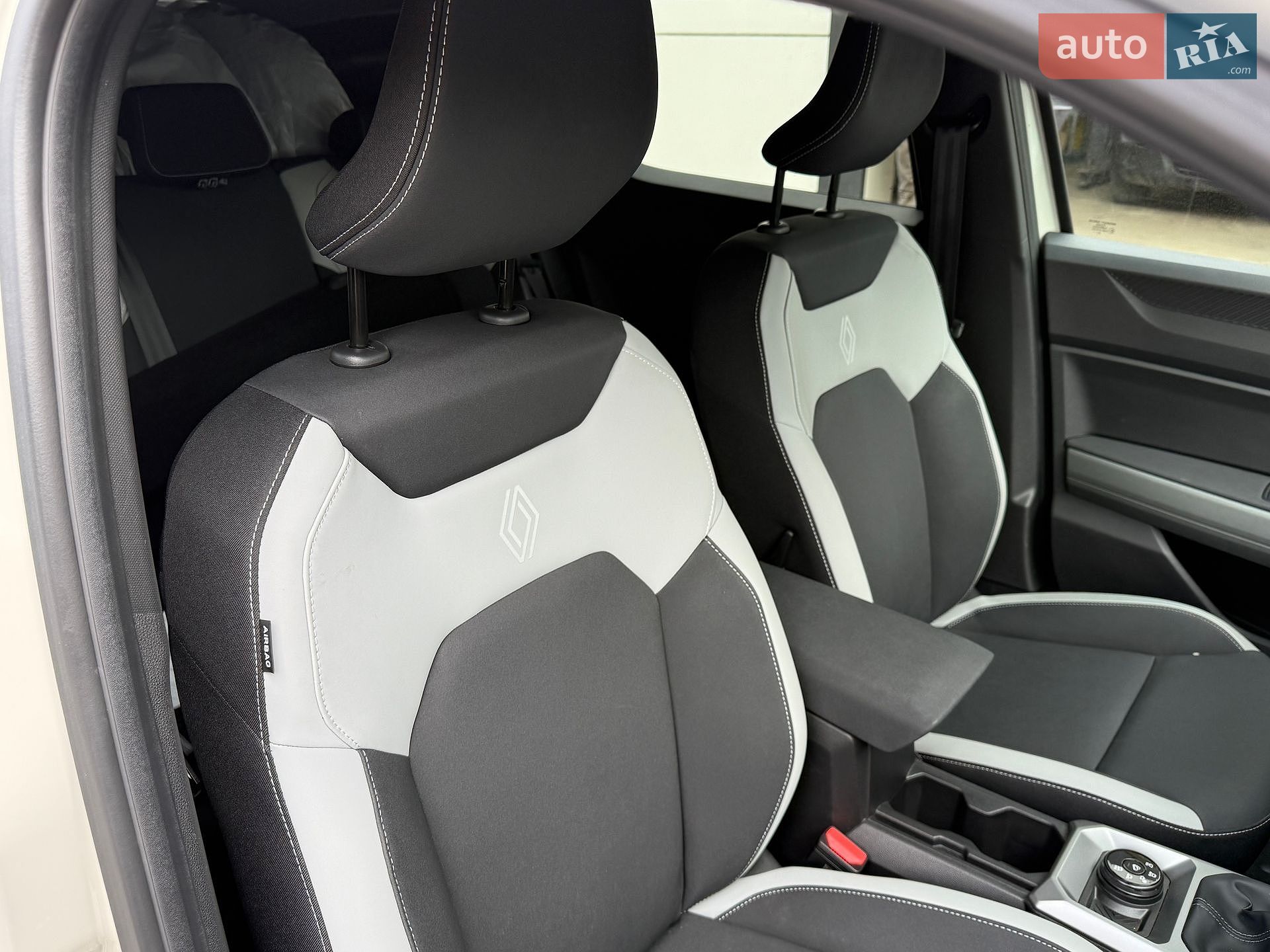 Renault Duster 2024 VIN VF1RJF01973710117 фото оголошення 11 з 17