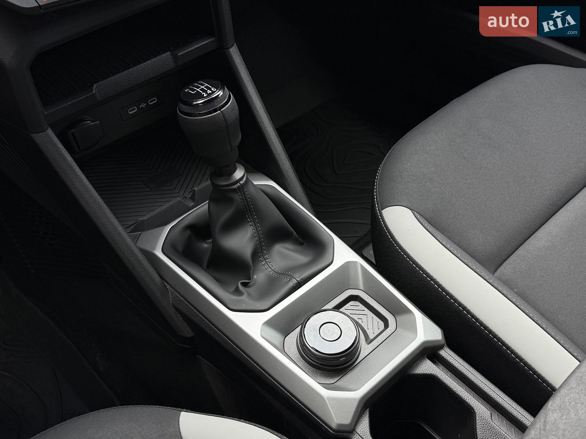 Renault Duster 2024 VIN VF1RJF01973710117 фото оголошення 15 з 17