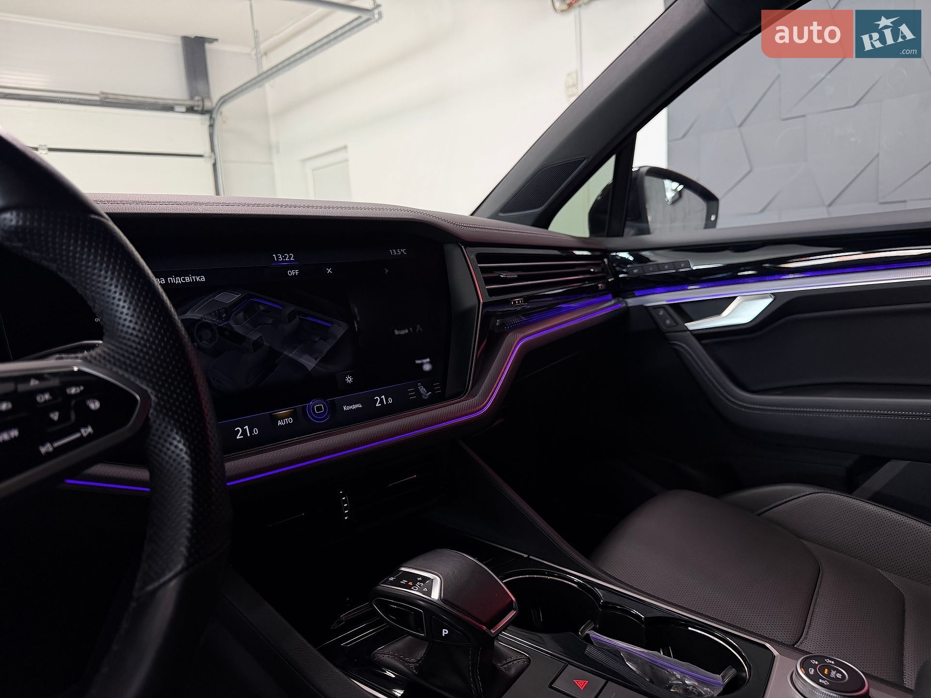 Volkswagen Touareg 2021 VIN WVGZZZCRZMD032302 фото оголошення 35 з 68