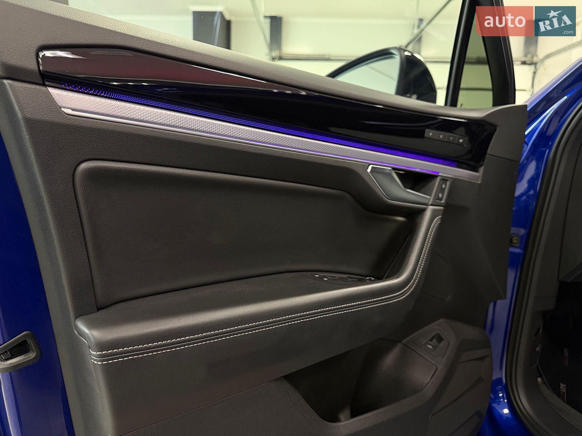 Volkswagen Touareg 2021 VIN WVGZZZCRZMD032302 фото оголошення 50 з 68