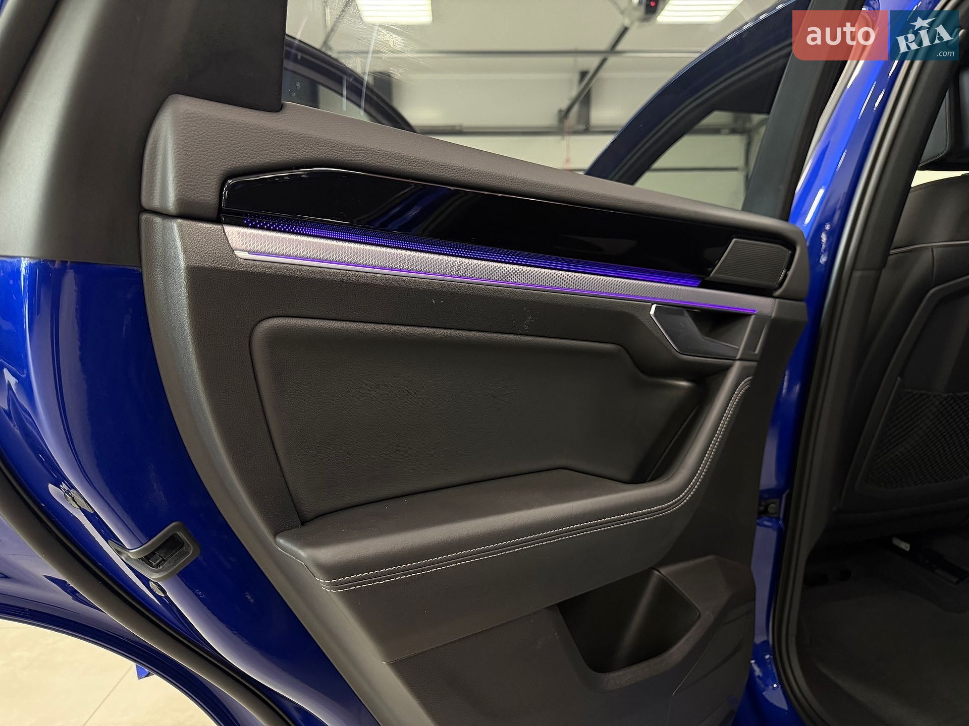 Volkswagen Touareg 2021 VIN WVGZZZCRZMD032302 фото оголошення 51 з 68