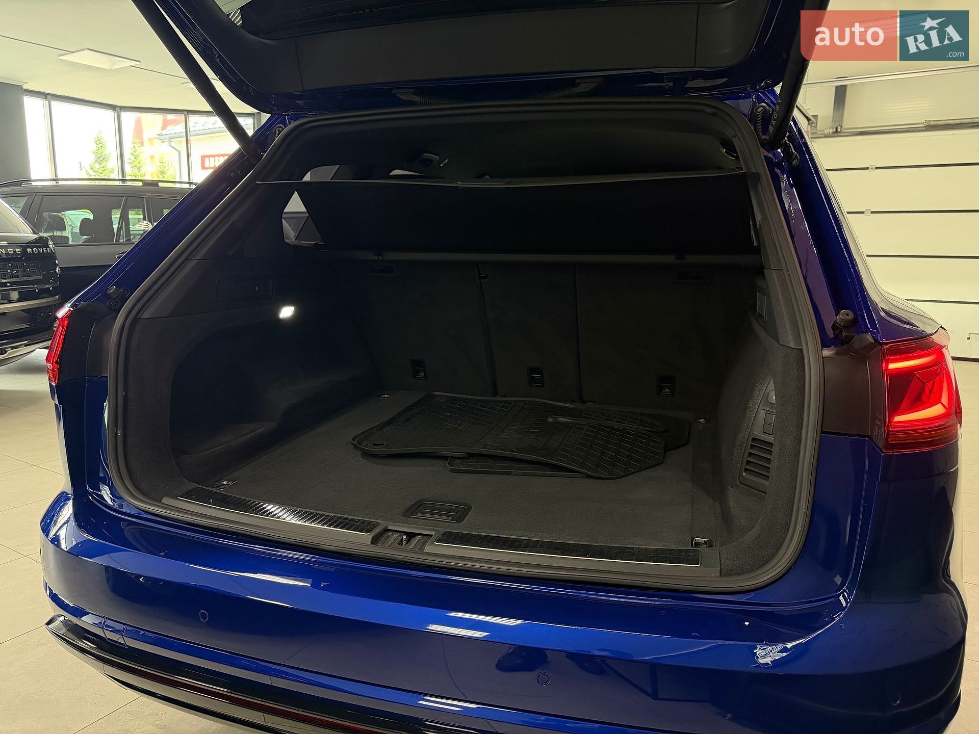 Volkswagen Touareg 2021 VIN WVGZZZCRZMD032302 фото оголошення 65 з 68