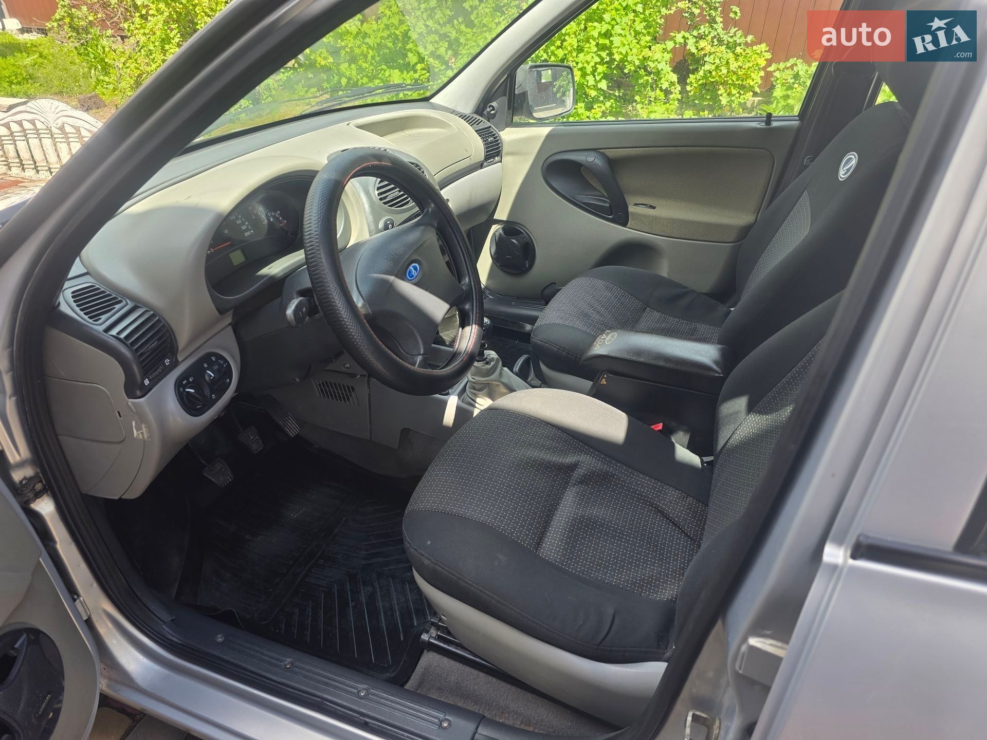 ВАЗ / Lada 1117 Калина 2011 VIN XTA111740C0169140 фото оголошення 10 з 18