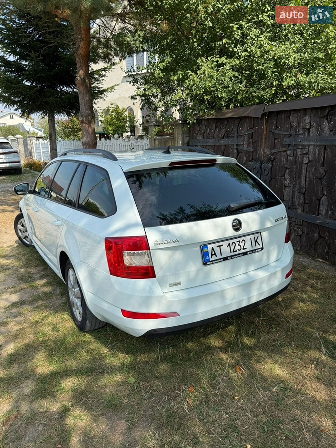 Skoda Octavia 2016 VIN TMBJJ7NE5G0159668 фото оголошення 2 з 9