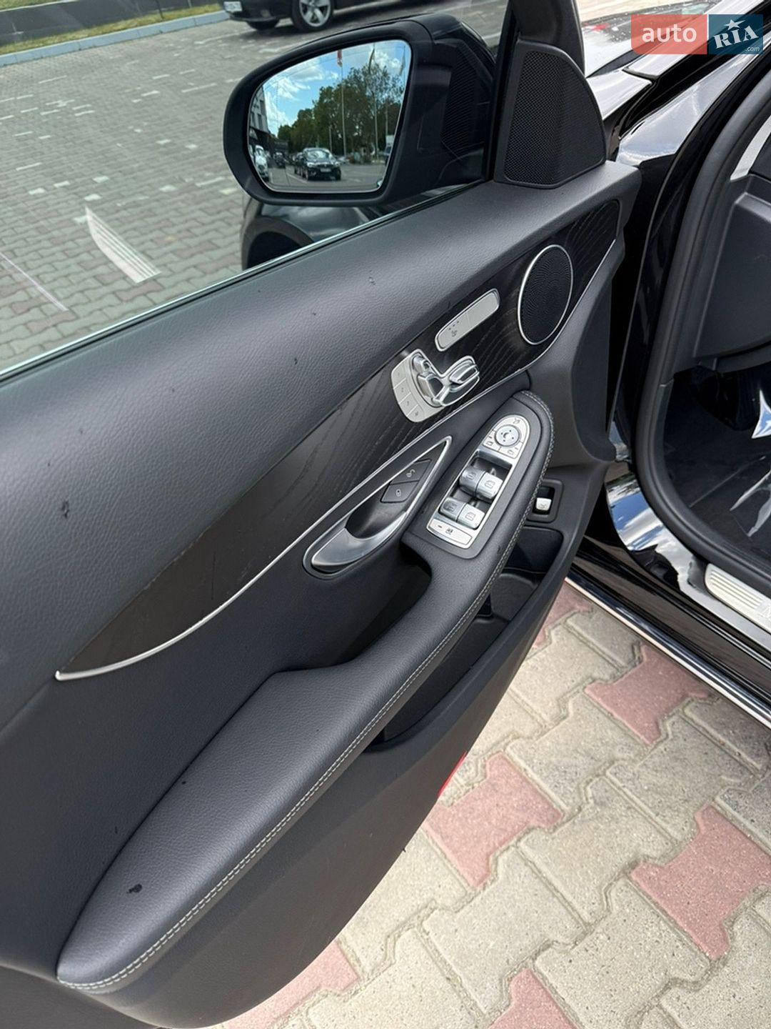 Mercedes-Benz C-Class 2018 VIN WDDWF1EBXKR447979 фото оголошення 18 з 34
