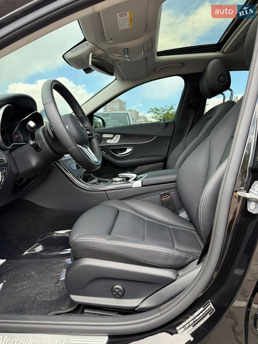 Mercedes-Benz C-Class 2018 VIN WDDWF1EBXKR447979 фото оголошення 20 з 34