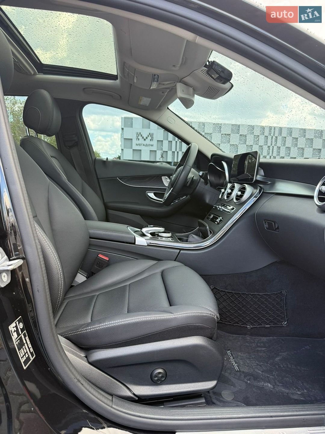Mercedes-Benz C-Class 2018 VIN WDDWF1EBXKR447979 фото оголошення 22 з 34