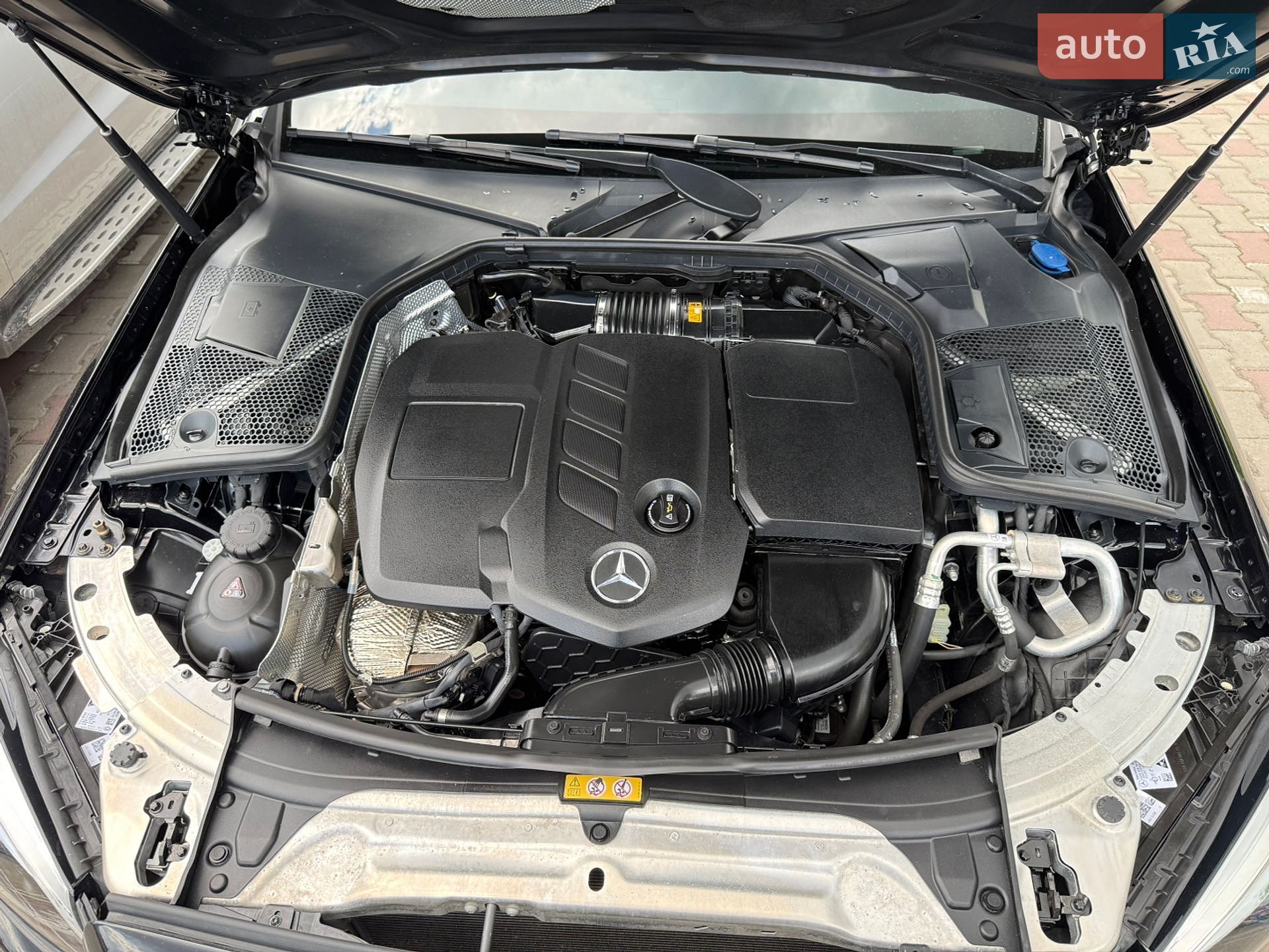 Mercedes-Benz C-Class 2018 VIN WDDWF1EBXKR447979 фото оголошення 34 з 34