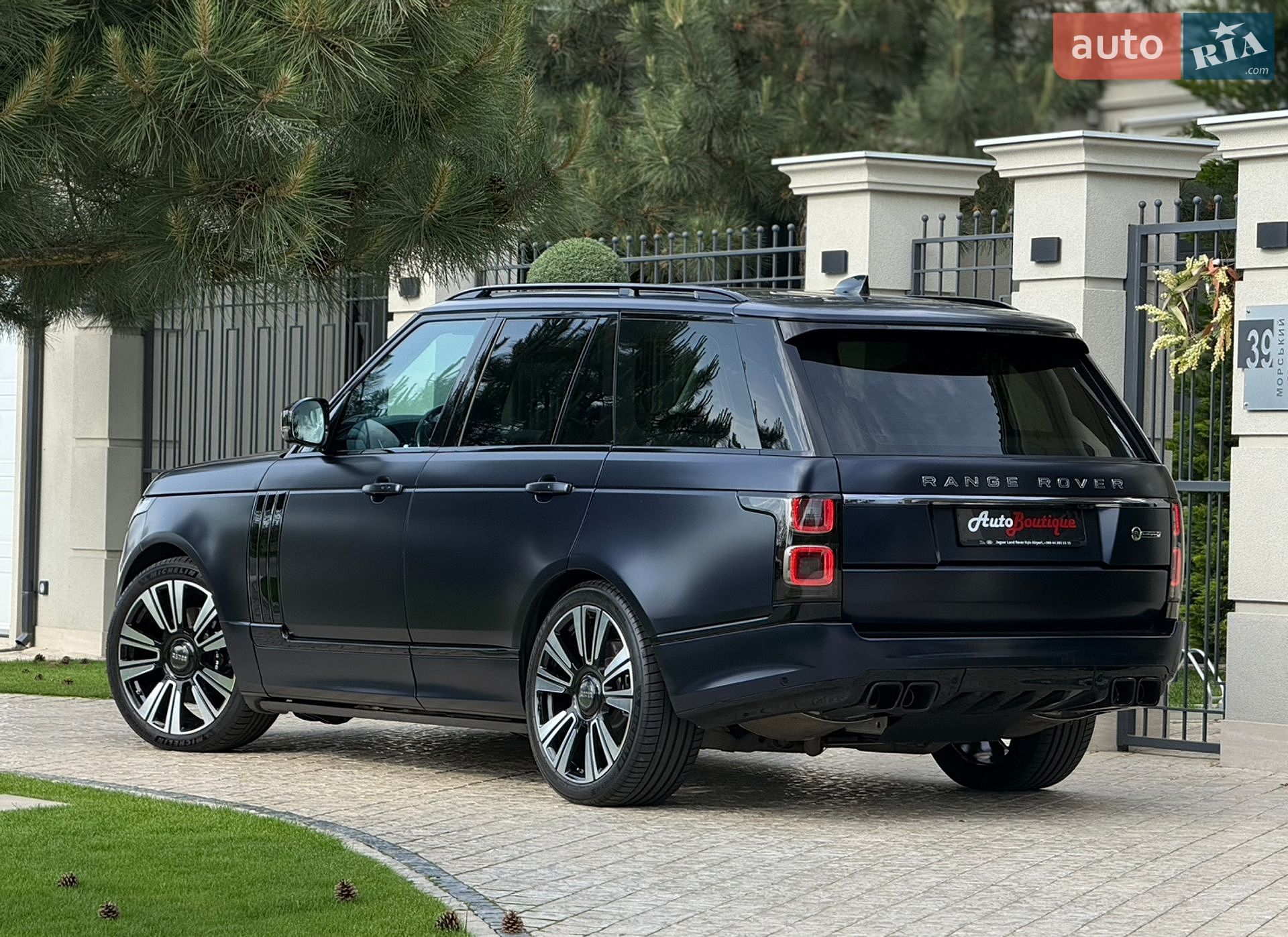 Land Rover Range Rover 2019 VIN SALGA2BJ2LA573003 фото оголошення 12 з 71
