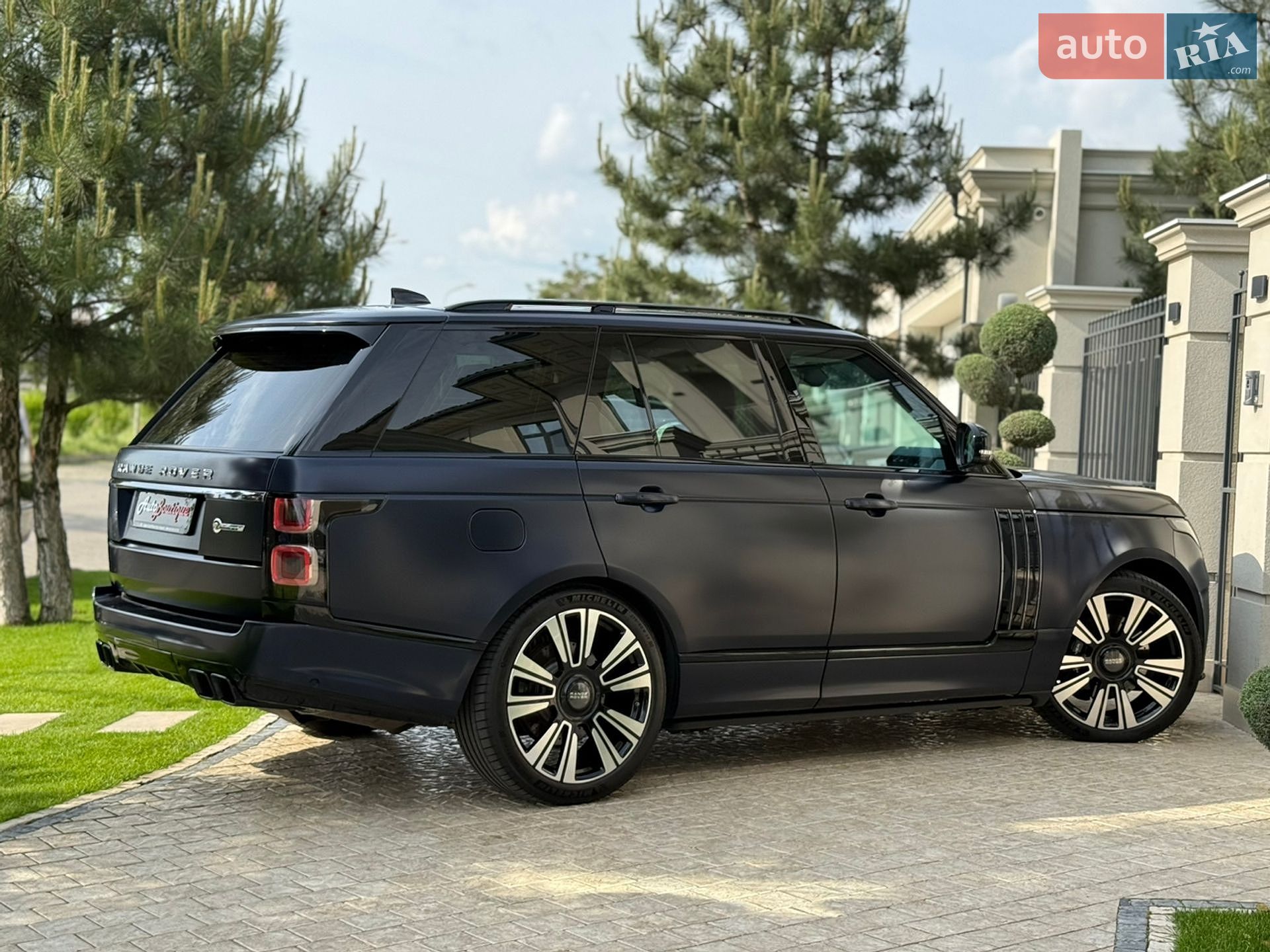 Land Rover Range Rover 2019 VIN SALGA2BJ2LA573003 фото оголошення 19 з 71