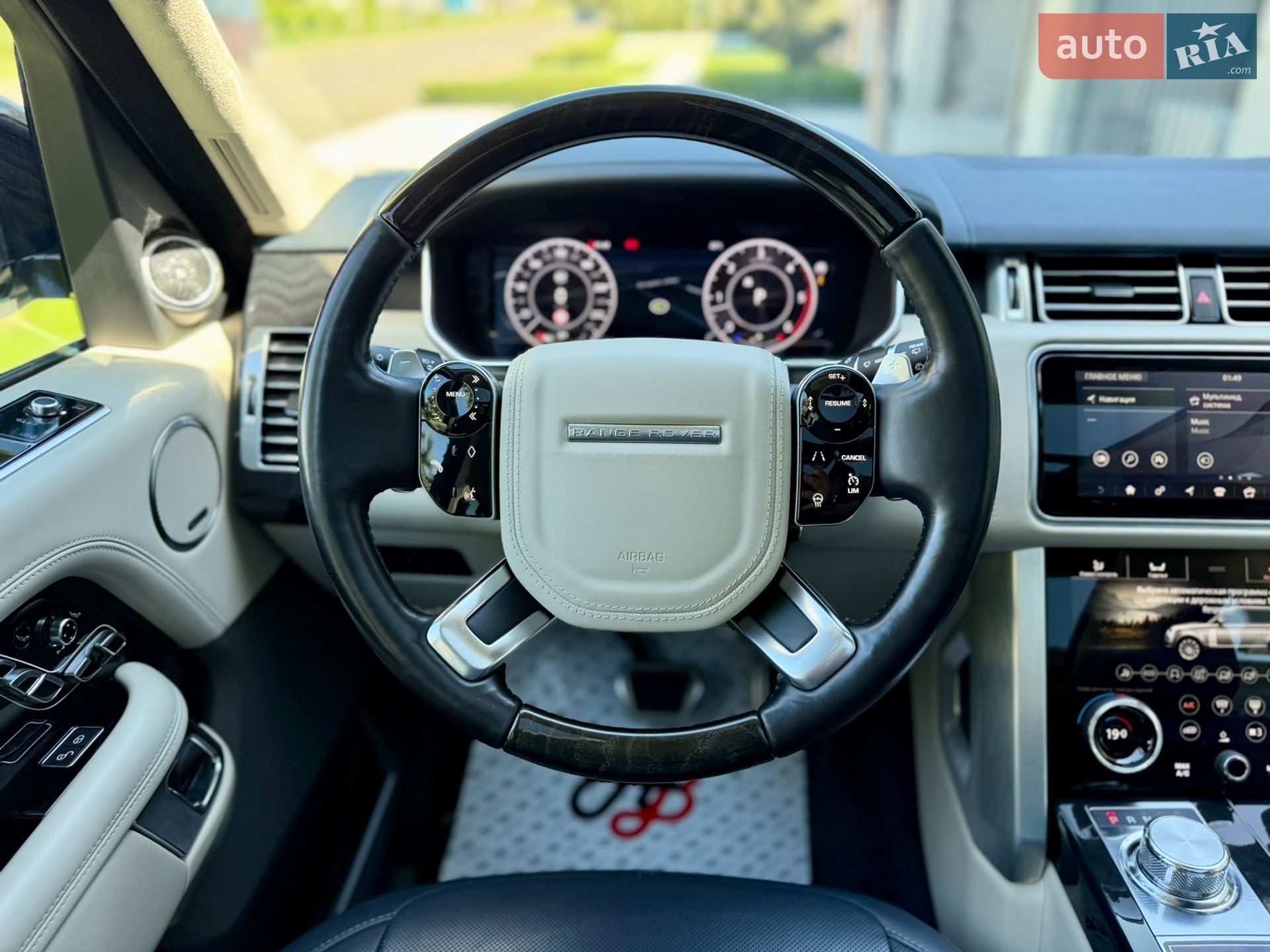 Land Rover Range Rover 2019 VIN SALGA2BJ2LA573003 фото оголошення 48 з 71