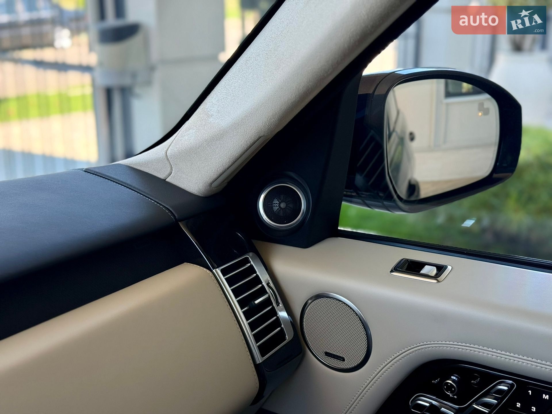Land Rover Range Rover 2019 VIN SALGA2BJ2LA573003 фото оголошення 58 з 71