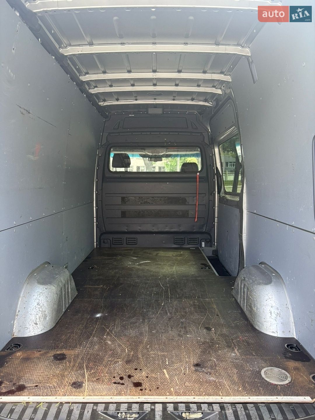 Volkswagen Crafter 2014 VIN WV1ZZZ2EZF6015230 фото оголошення 9 з 13