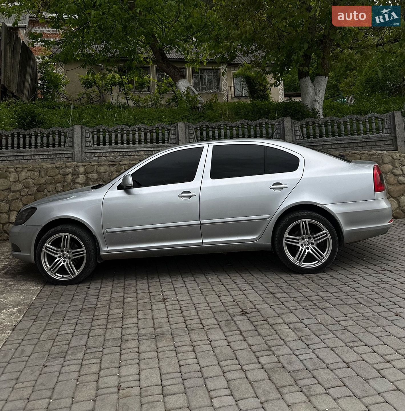 Skoda Octavia 2010 VIN TMBCK41Z1BB151268 фото оголошення 5 з 34