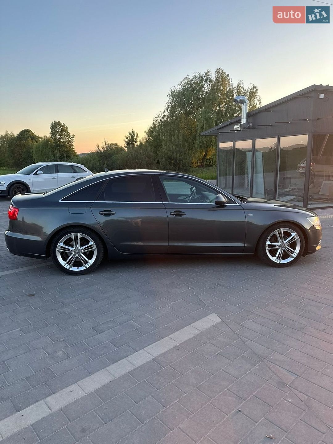Audi A6 2013 VIN WAUZZZ4G5DN131990 фото оголошення 12 з 18