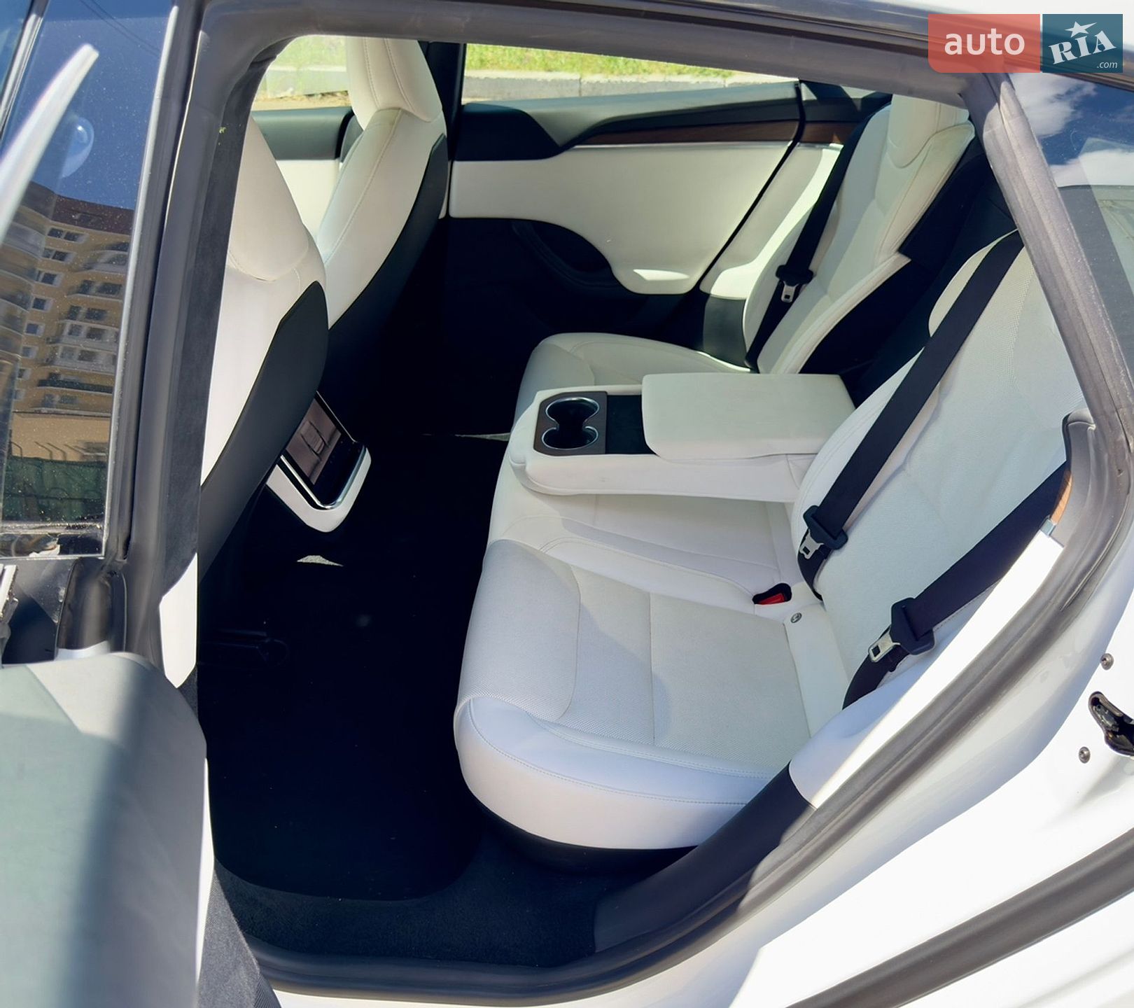 Tesla Model S 2022 VIN 5YJSA1E54NF468161 фото оголошення 11 з 21