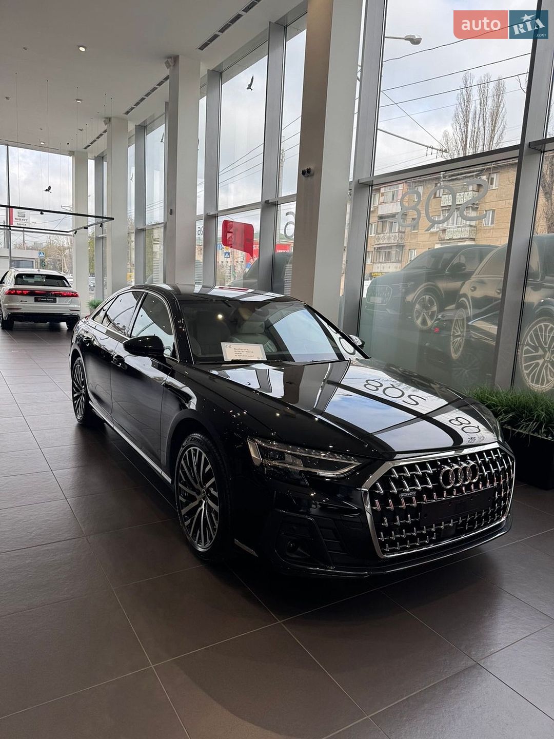 Audi A8 2026 VIN WAUZZZF8XTN003412 фото оголошення 2 з 15