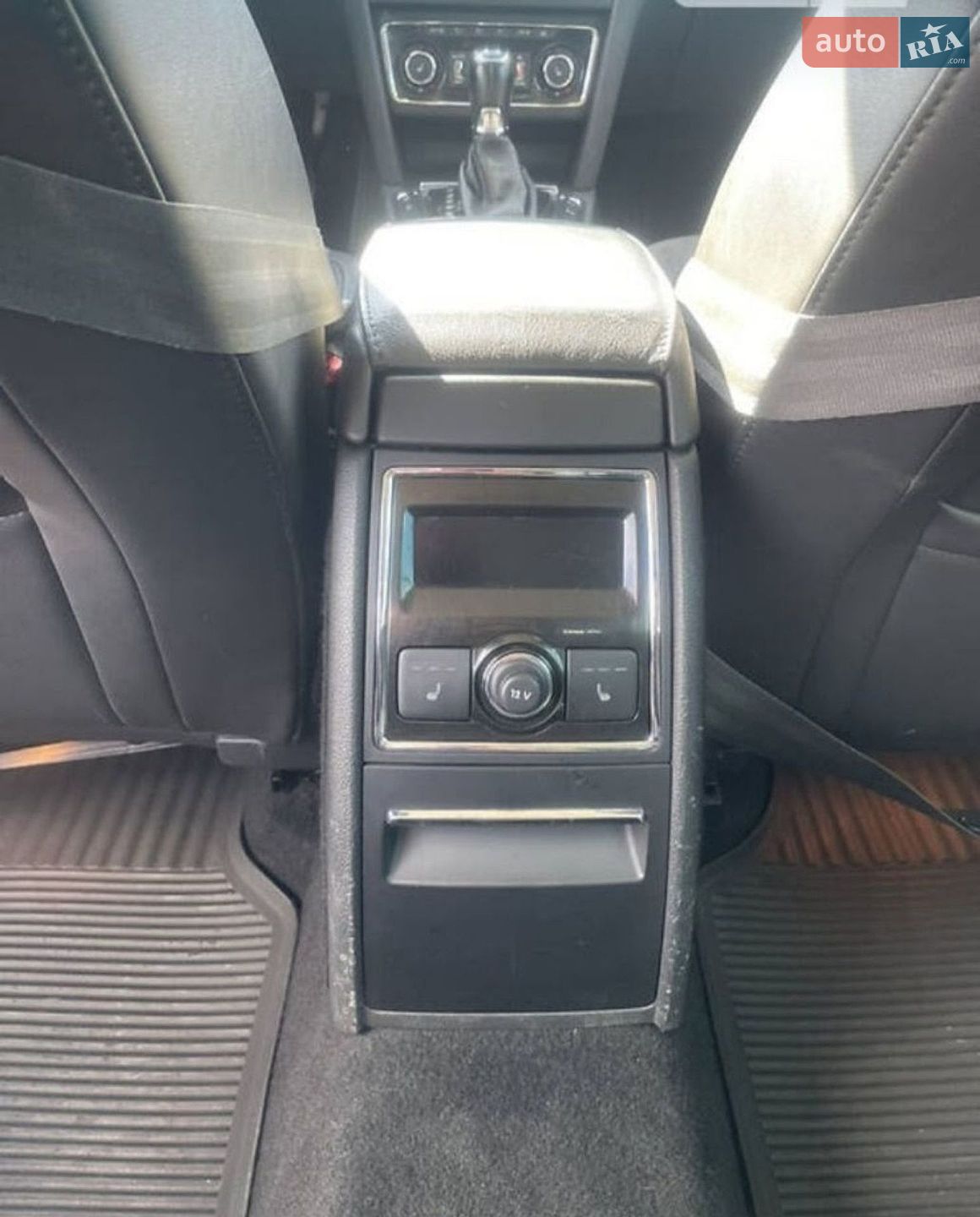 Skoda Superb 2013 VIN TMBLE73T5D9047829 фото оголошення 11 з 14