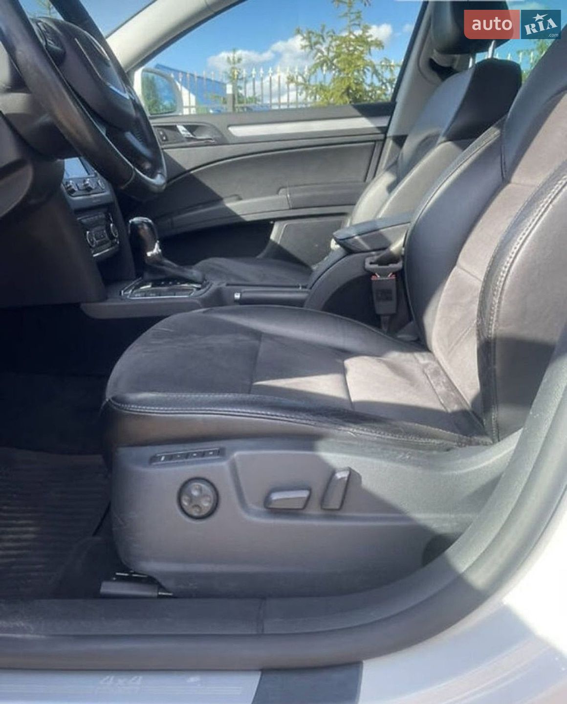 Skoda Superb 2013 VIN TMBLE73T5D9047829 фото оголошення 14 з 14